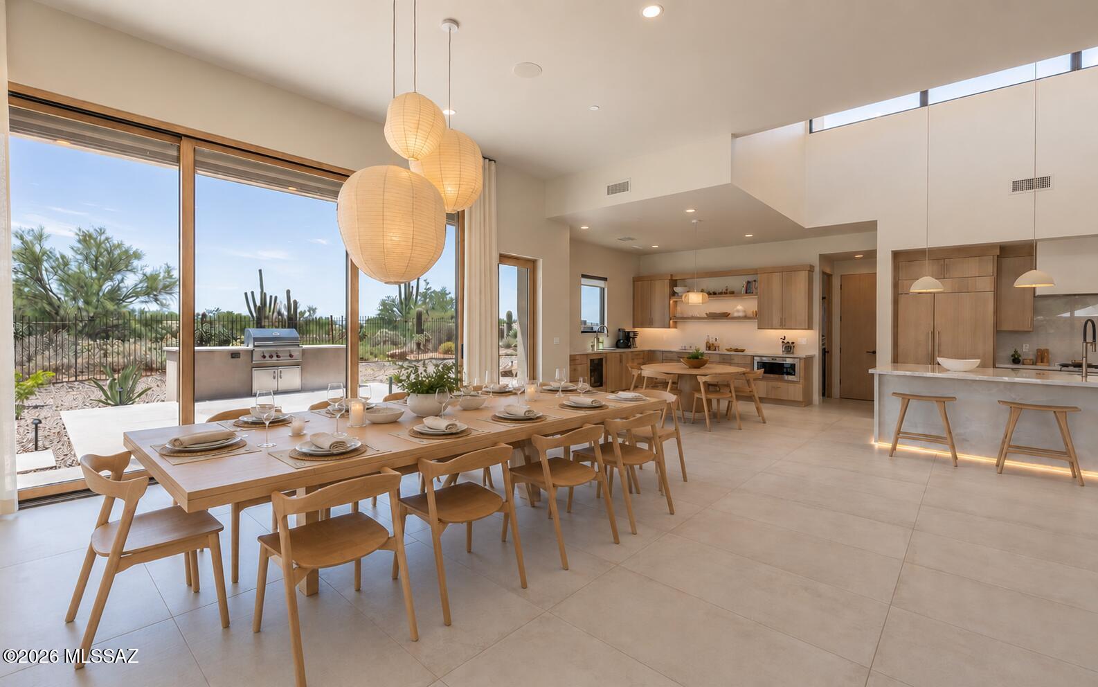 6186 W Seven Saguaros Circle