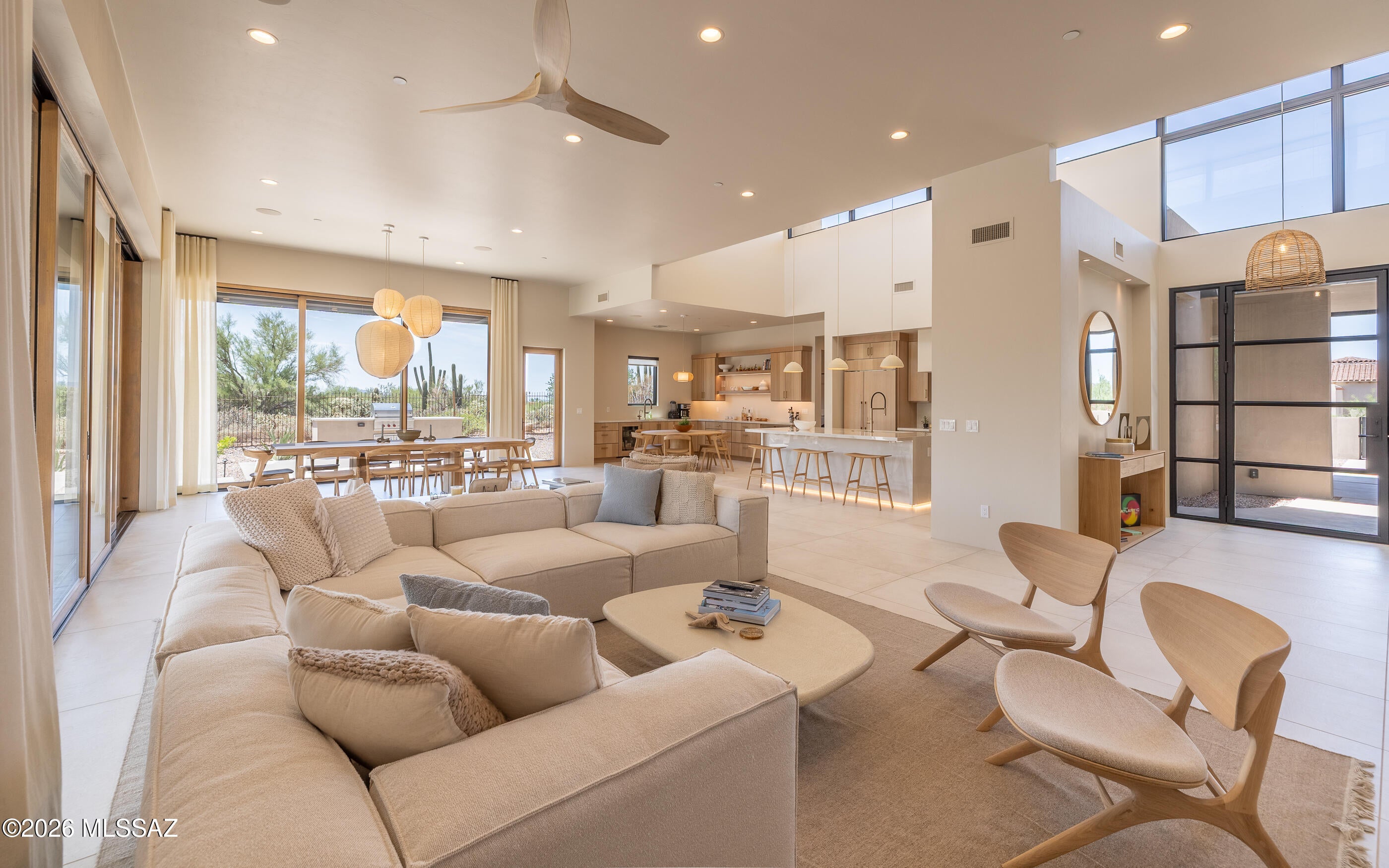 6186 W Seven Saguaros Circle