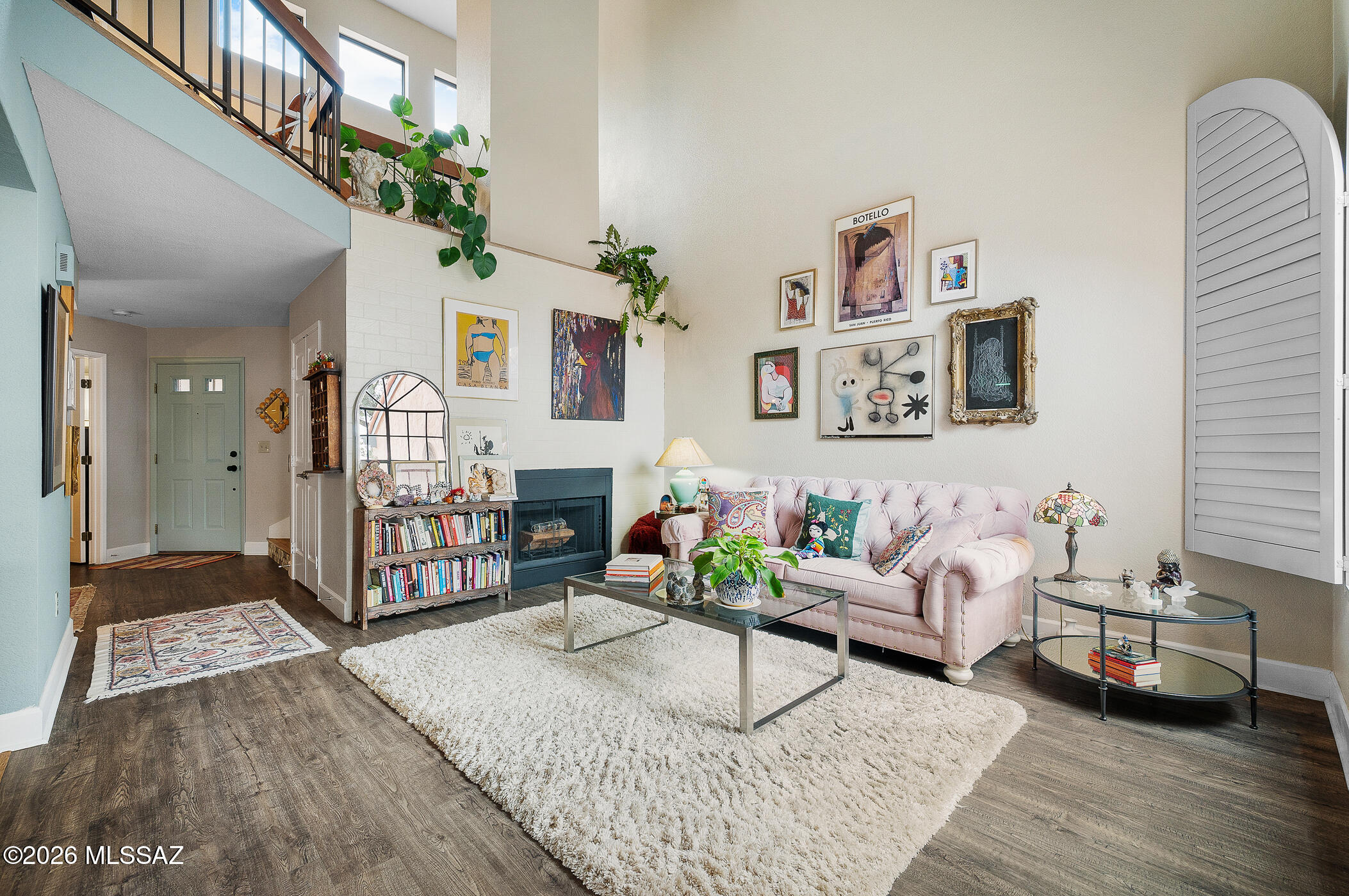 5455 N Via Del Arbolito