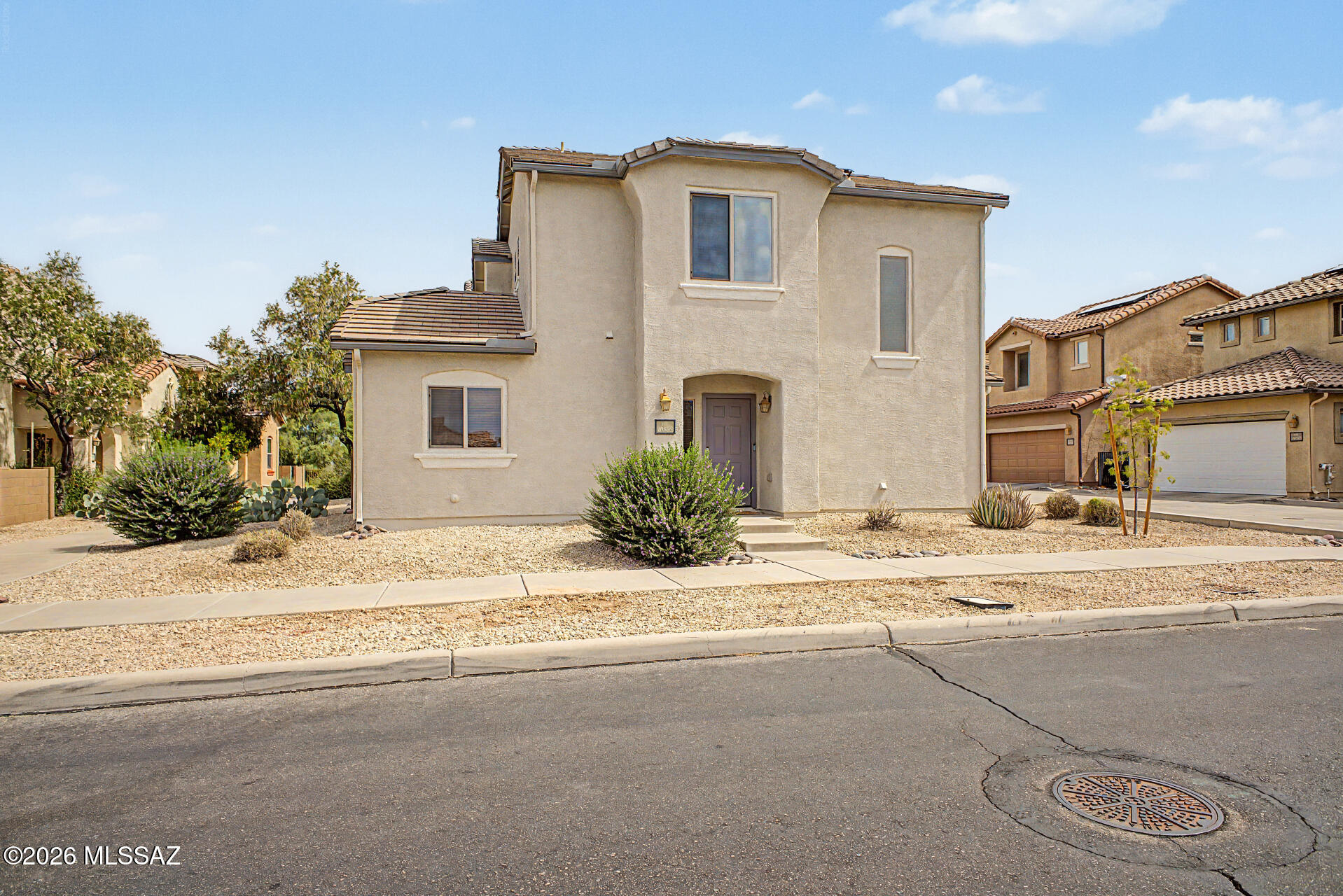 10533 E Native Rose Trail