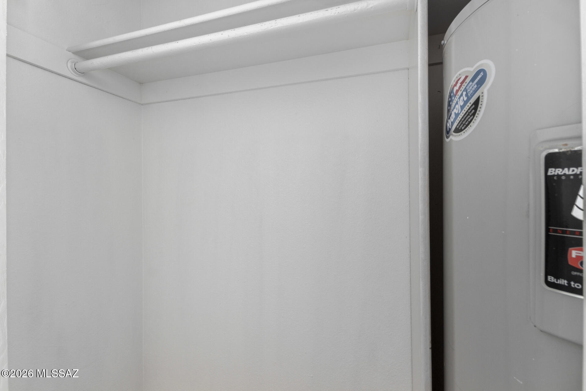 Casa Club Condominium - Residential Lease