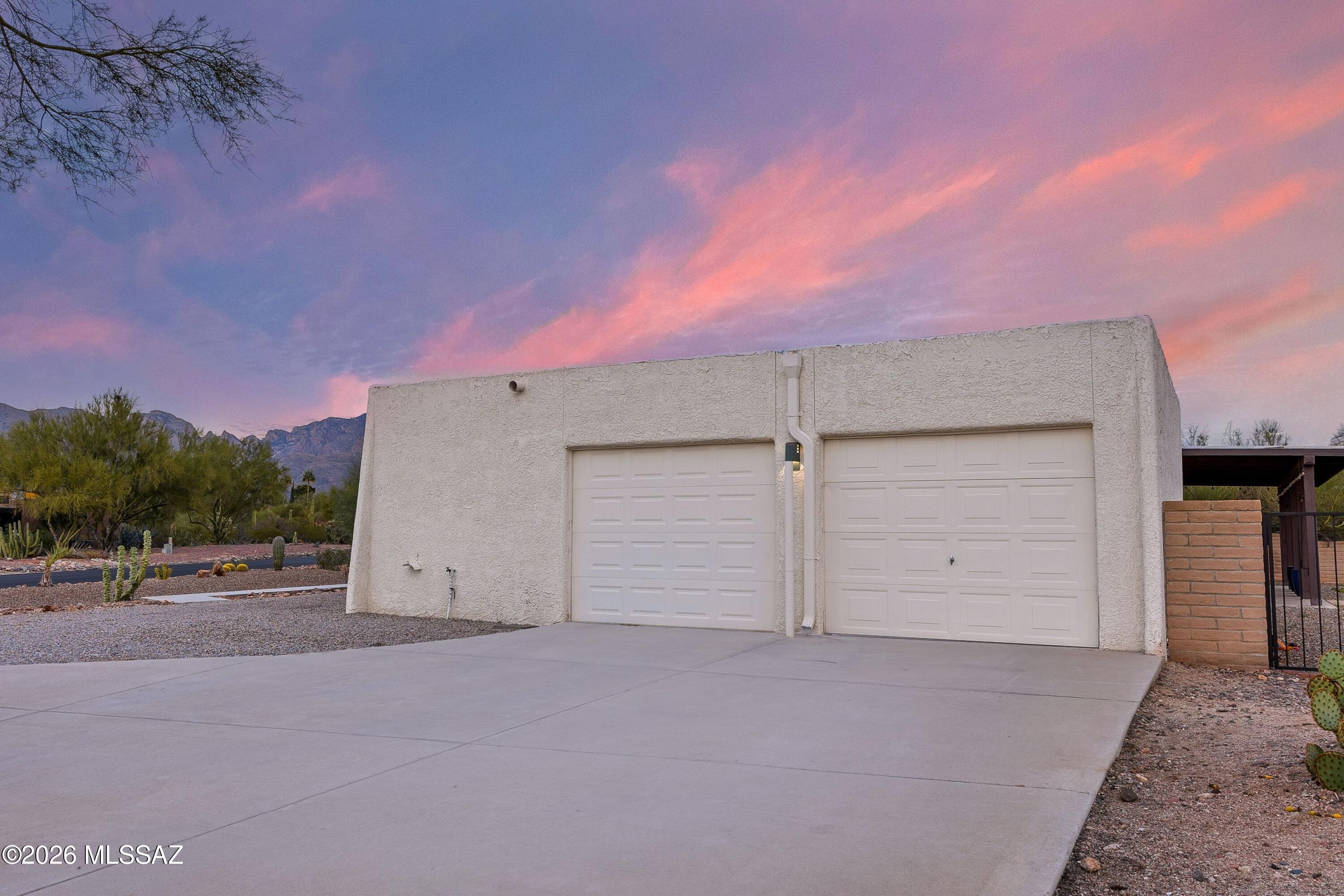 1141 W Sahara Palms Drive