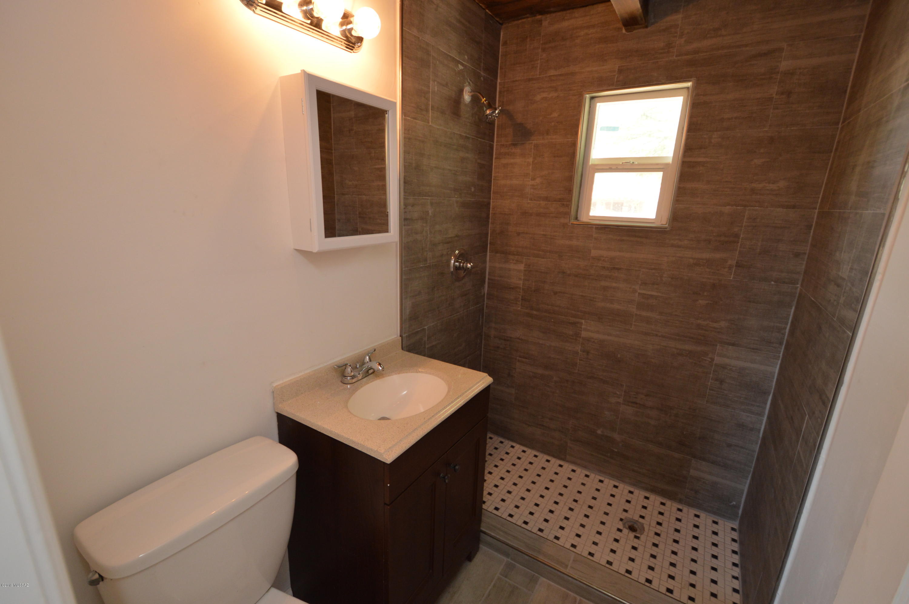 Hedrick Acreage NO. 1 - Residential Lease