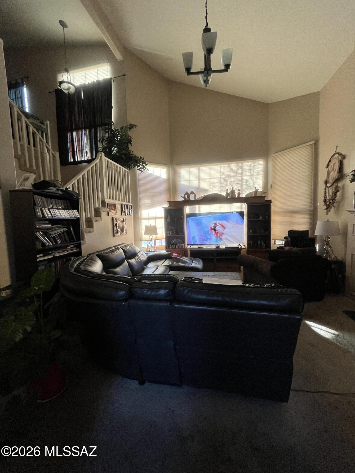 12761 N Meadview Way