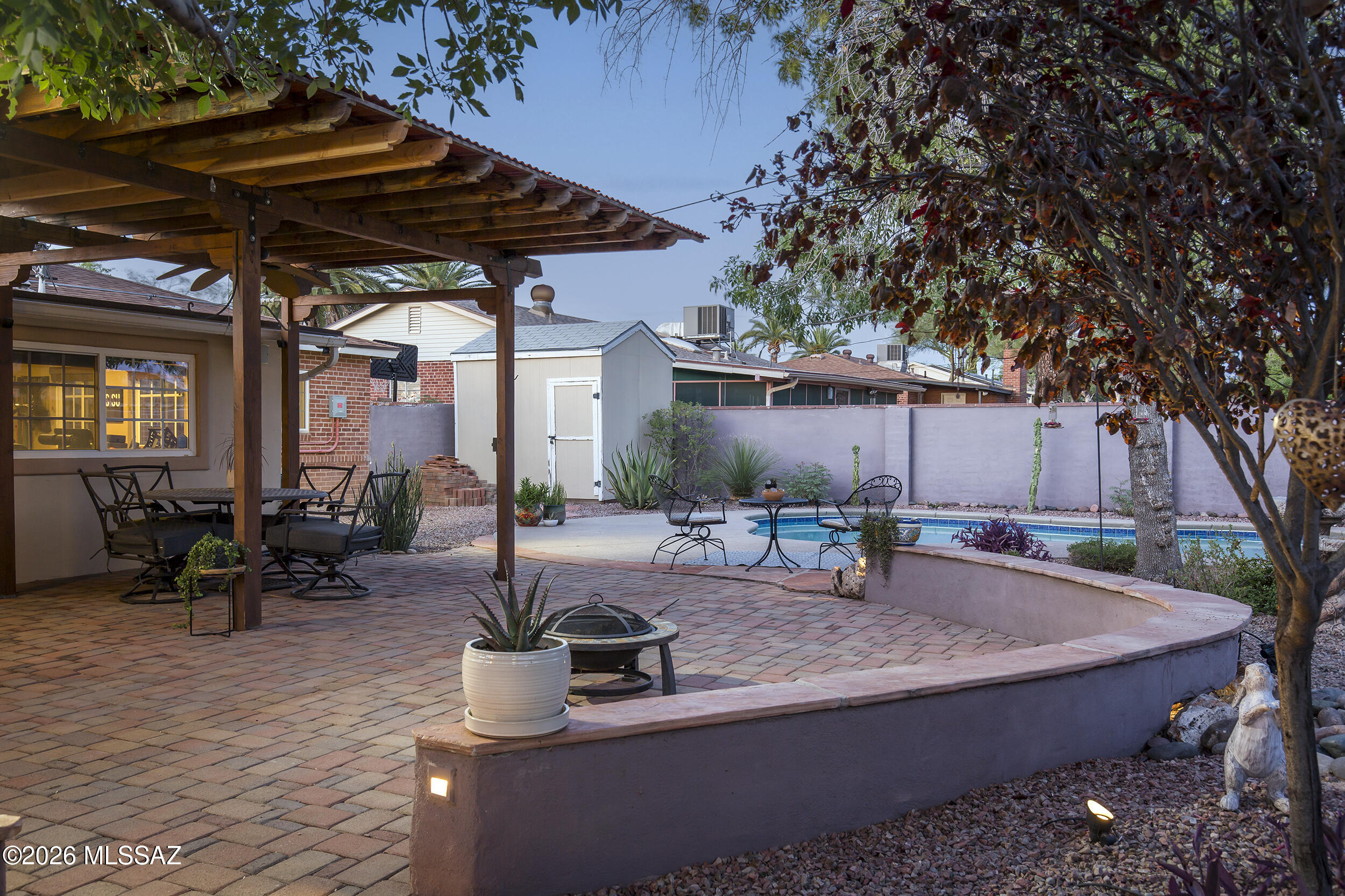 Manana Vista - Residential