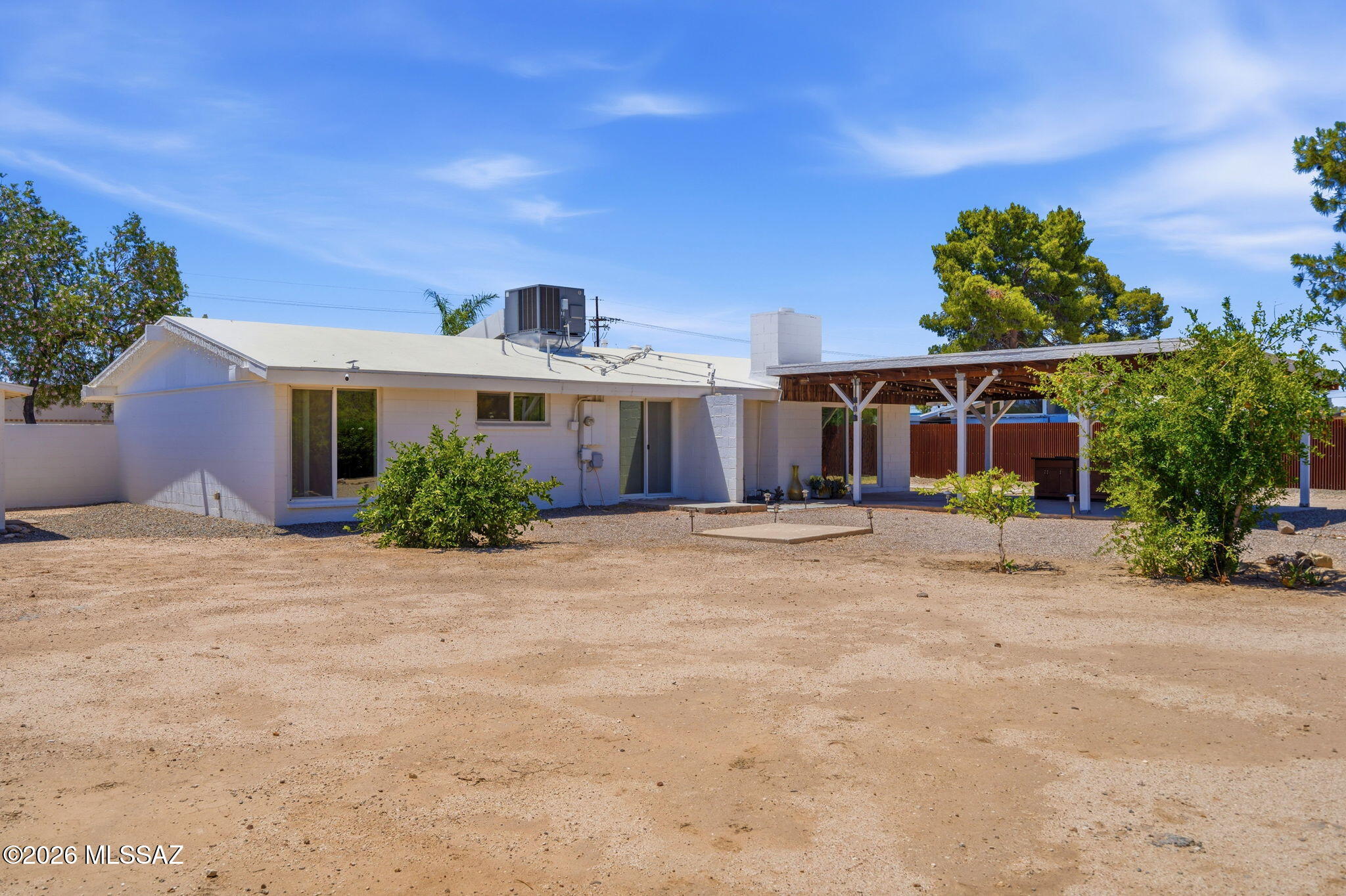 4936 N La Cañada Drive