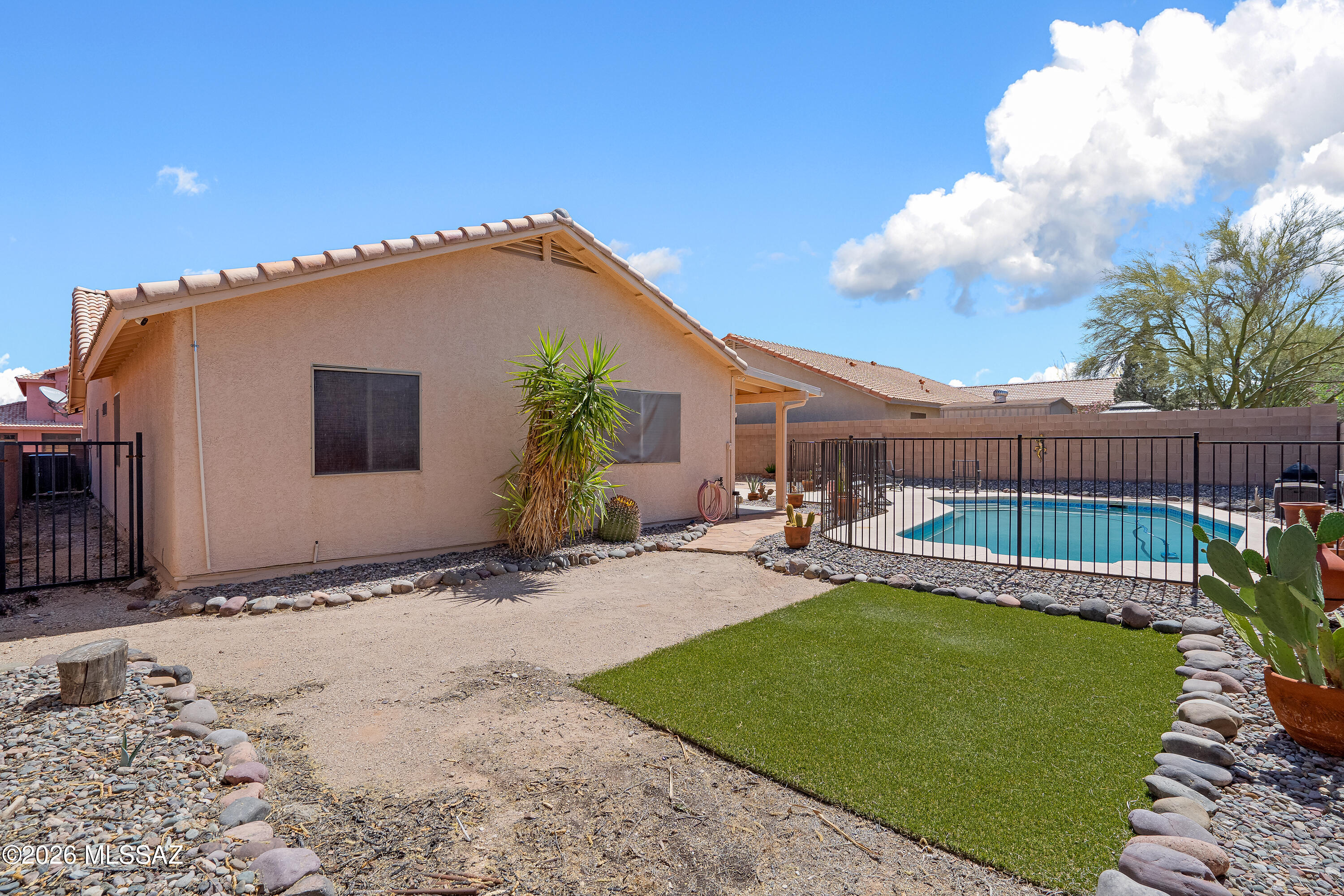 Rancho Elegante - Residential