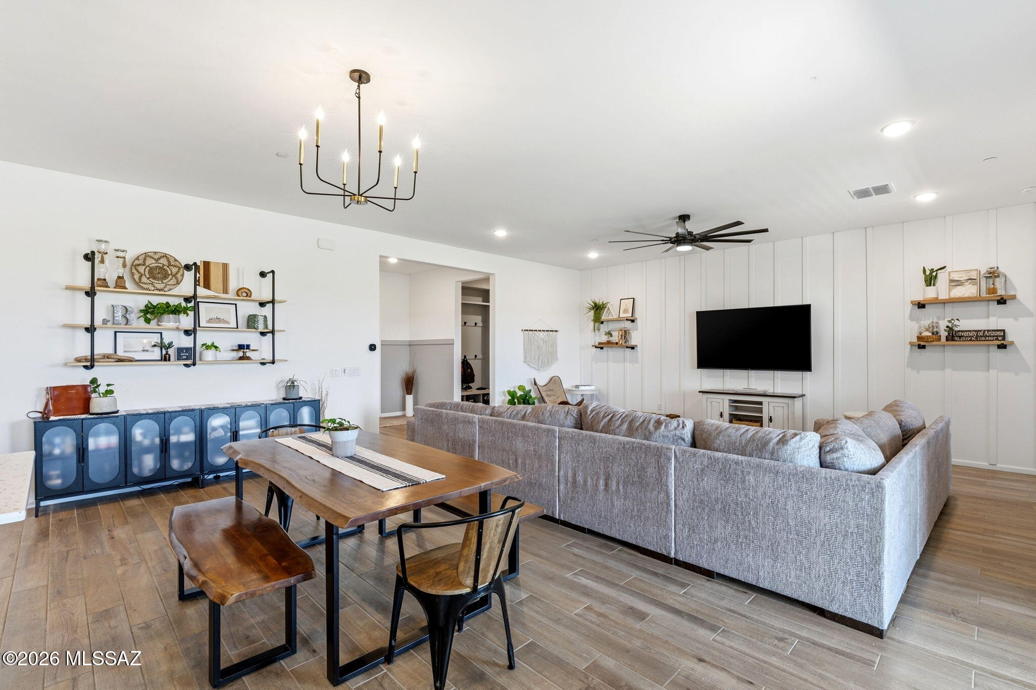 The Vistas At Rincon Knolls SQ20153450534 - Residential