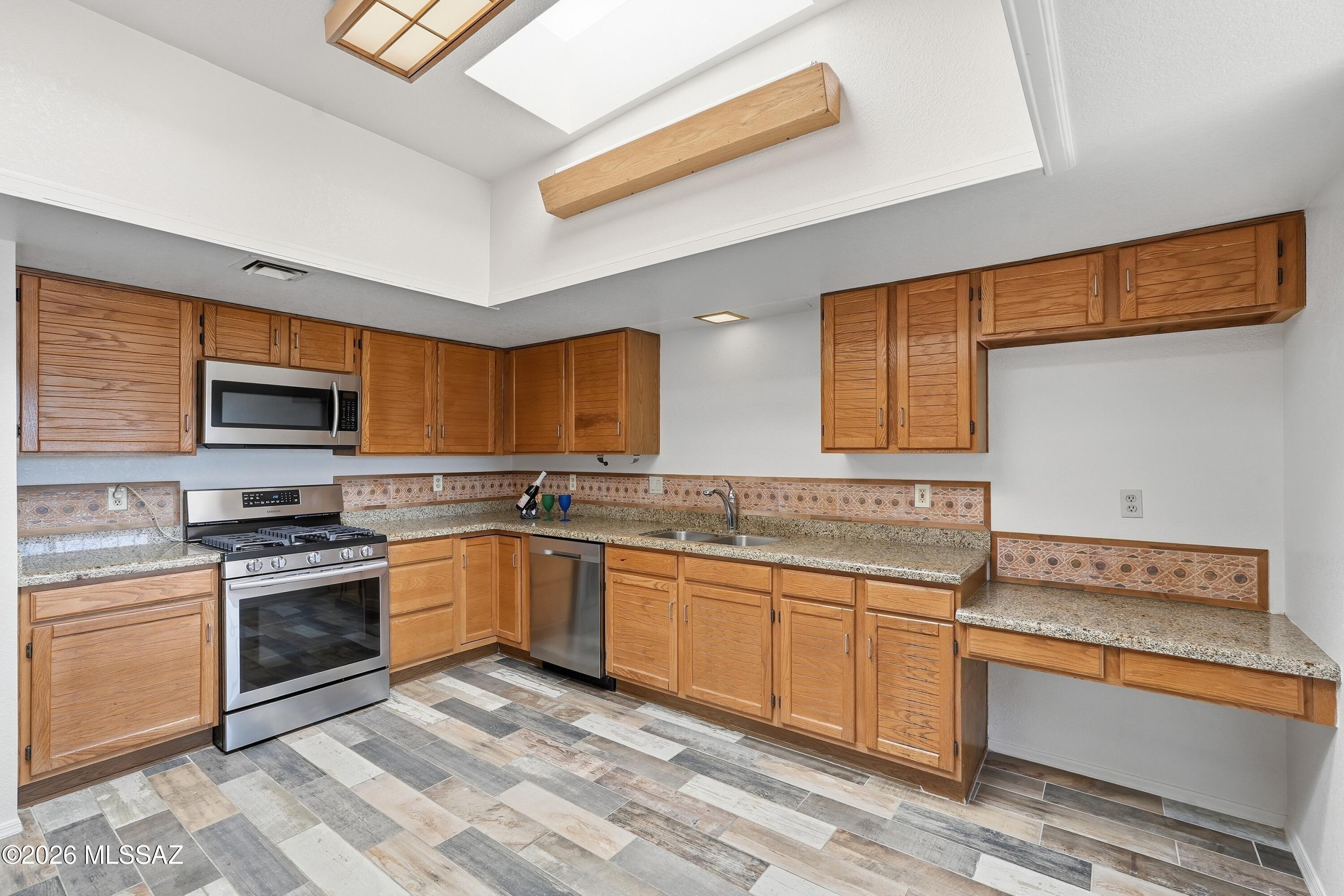 Canoa Hills Townhomes (1-130) - Residential