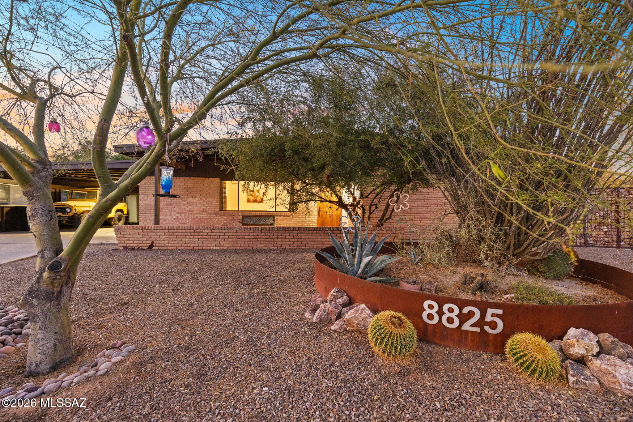 8825 E Shenandoah Place