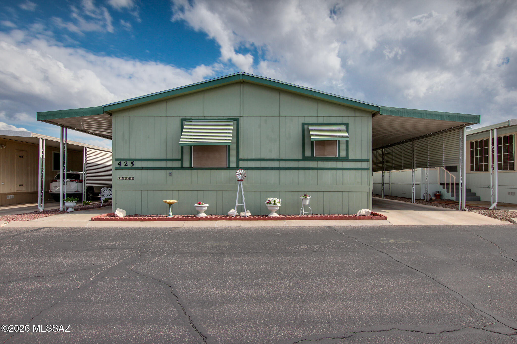 8401 S Kolb Road 425