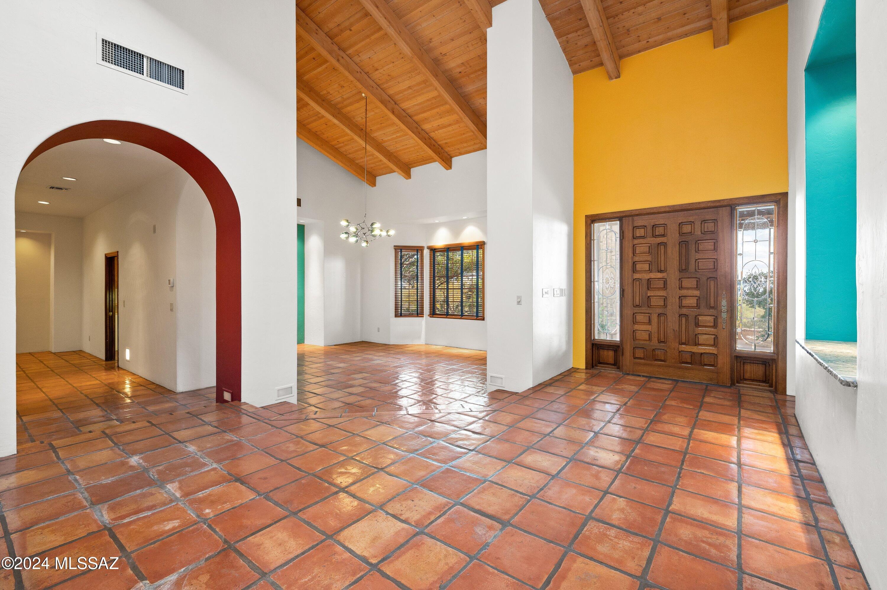 Finisterra (1-210) - Residential