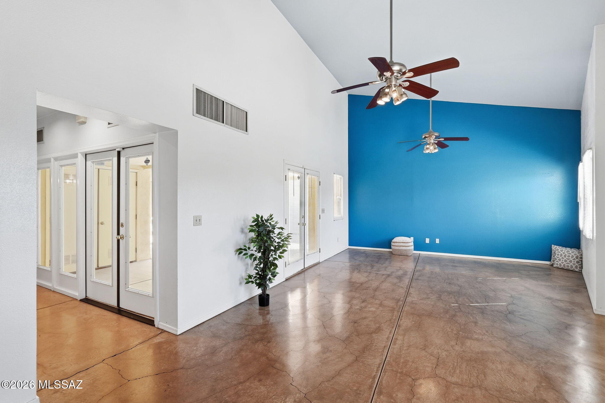 709 S Osborne Avenue