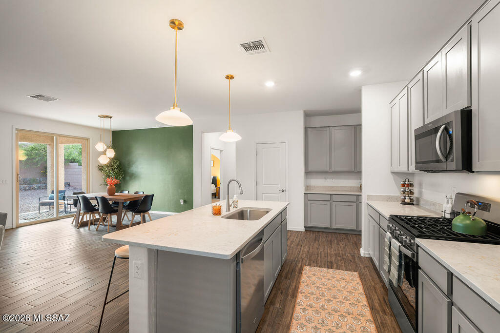 Bella Tierra - Residential