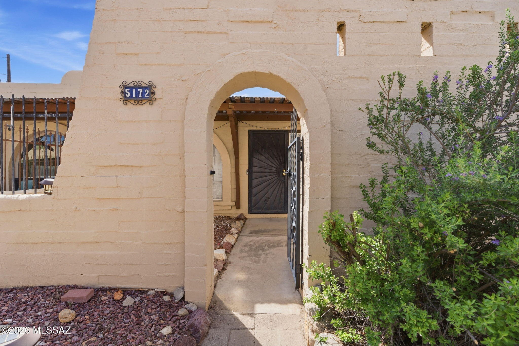 5172 N Pueblo Villas Drive