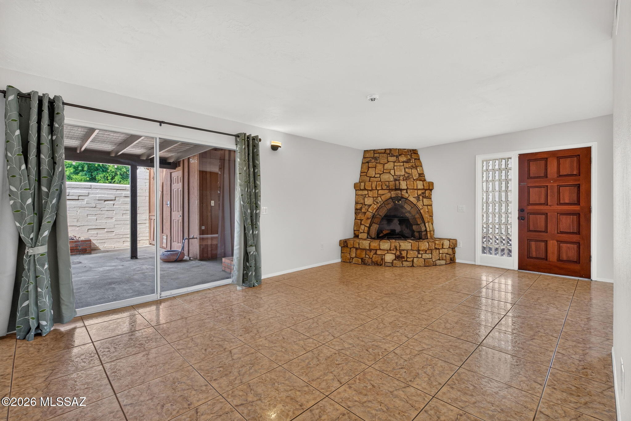 5172 N Pueblo Villas Drive