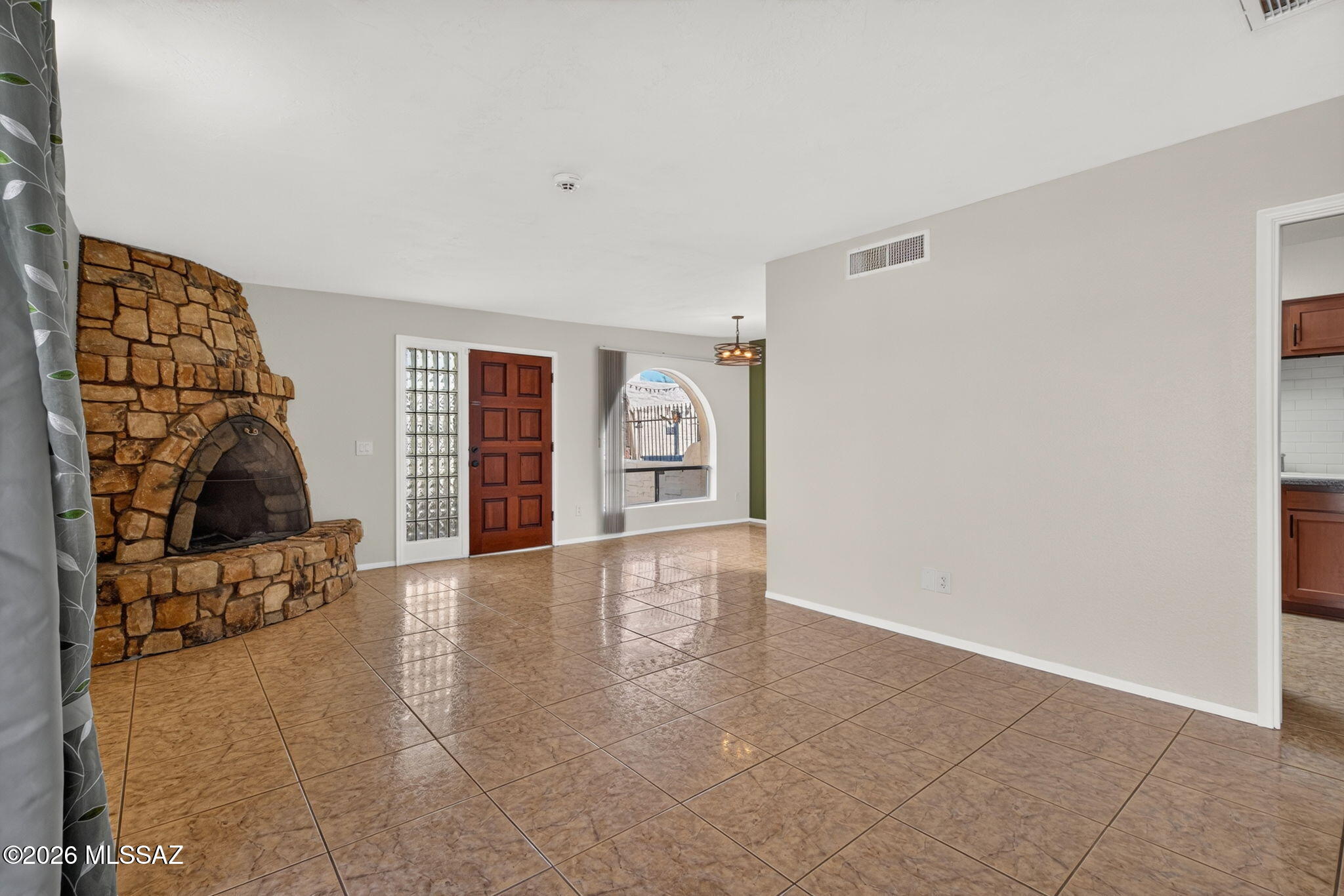 5172 N Pueblo Villas Drive