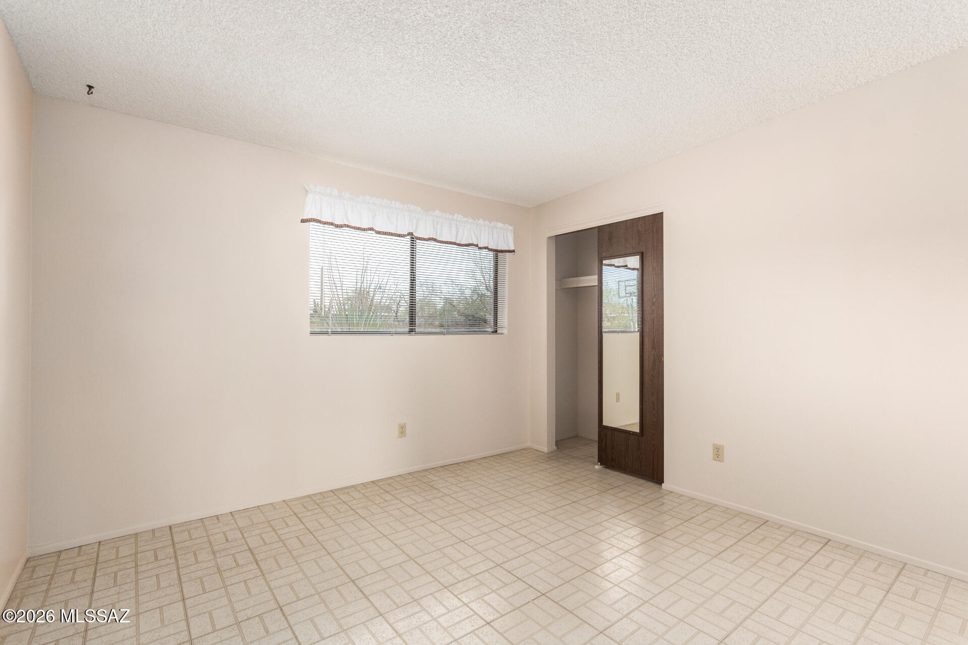 Tres Lomas East  (1-71) - Residential