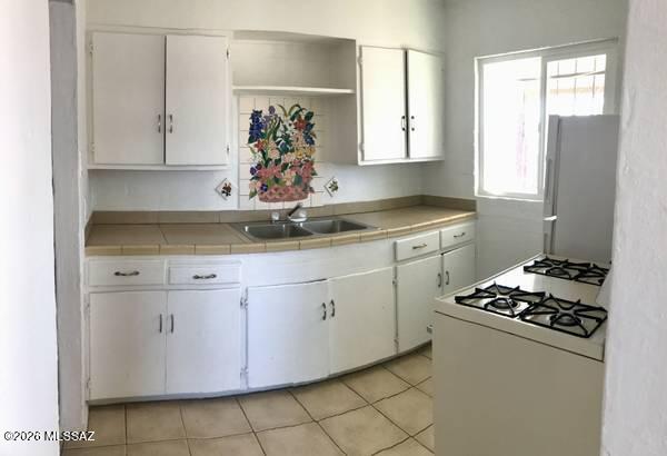 2025-2027 E Monterey Vista