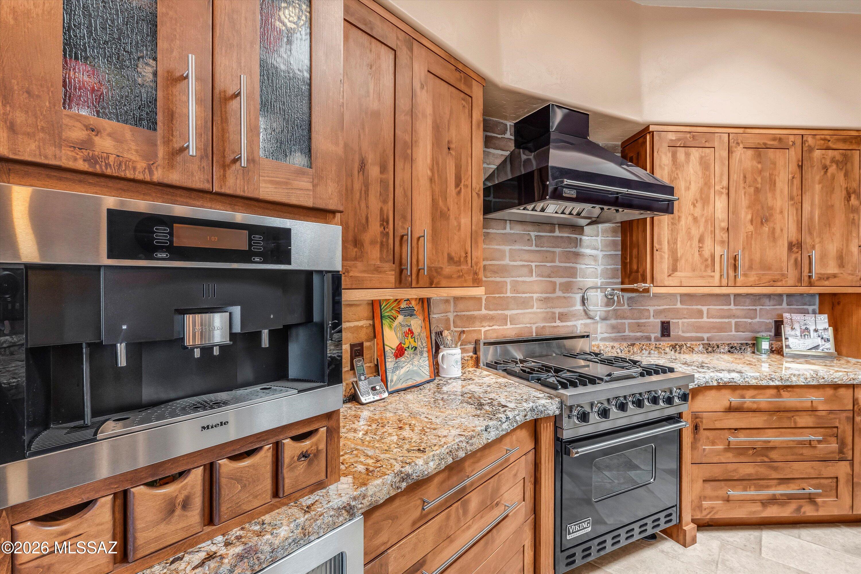 12757 N Sorrel Stallion Place