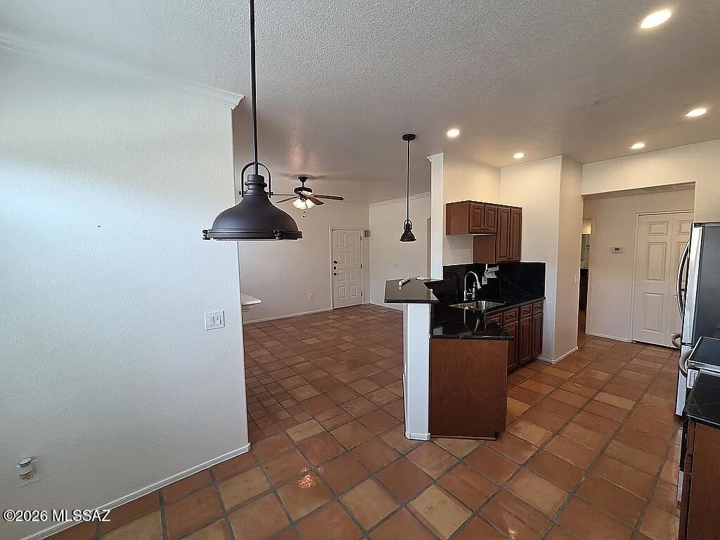 Pinnacle Canyon Condominium - Residential