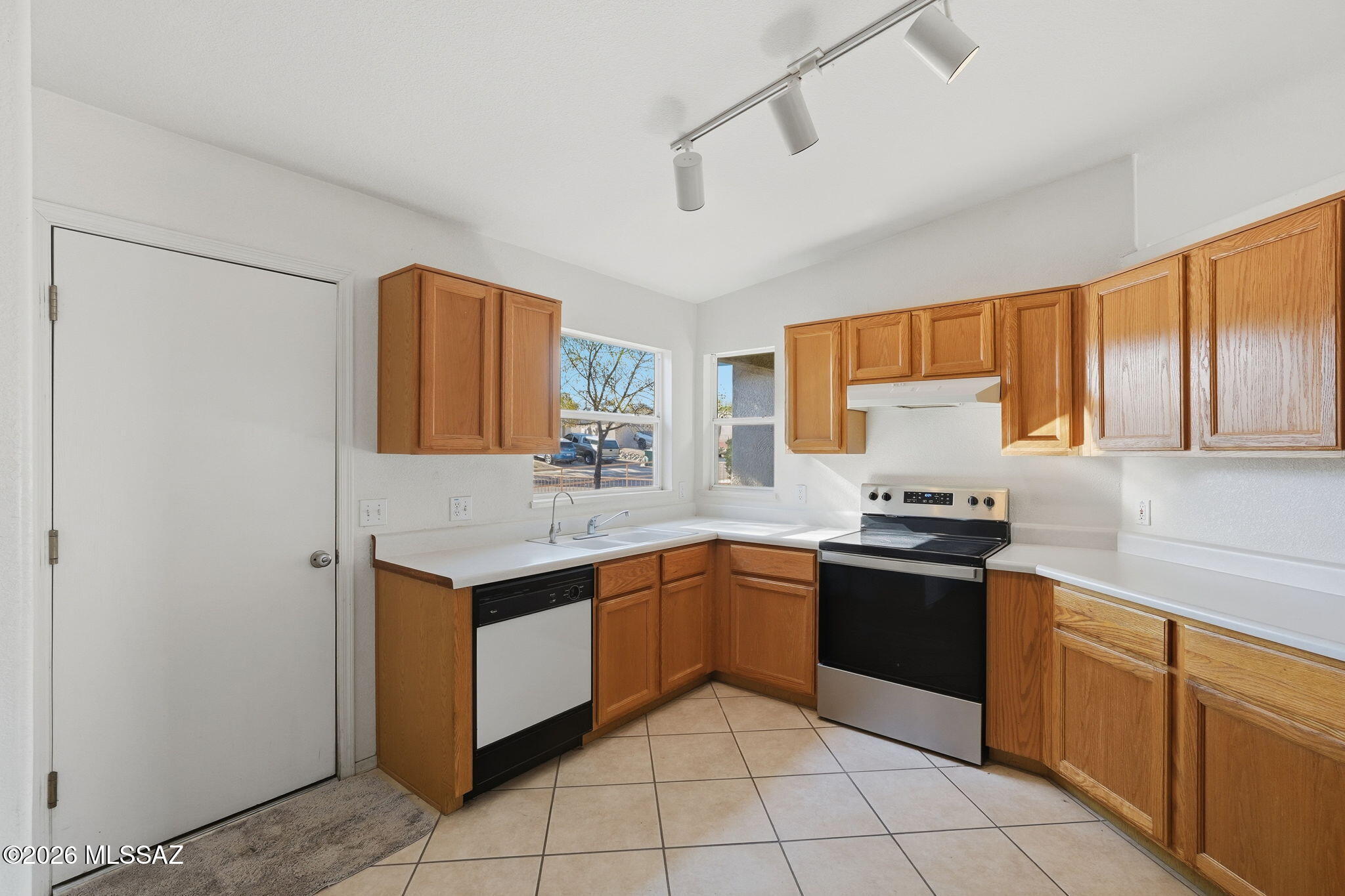 Fairway Groves (215-287) - Residential