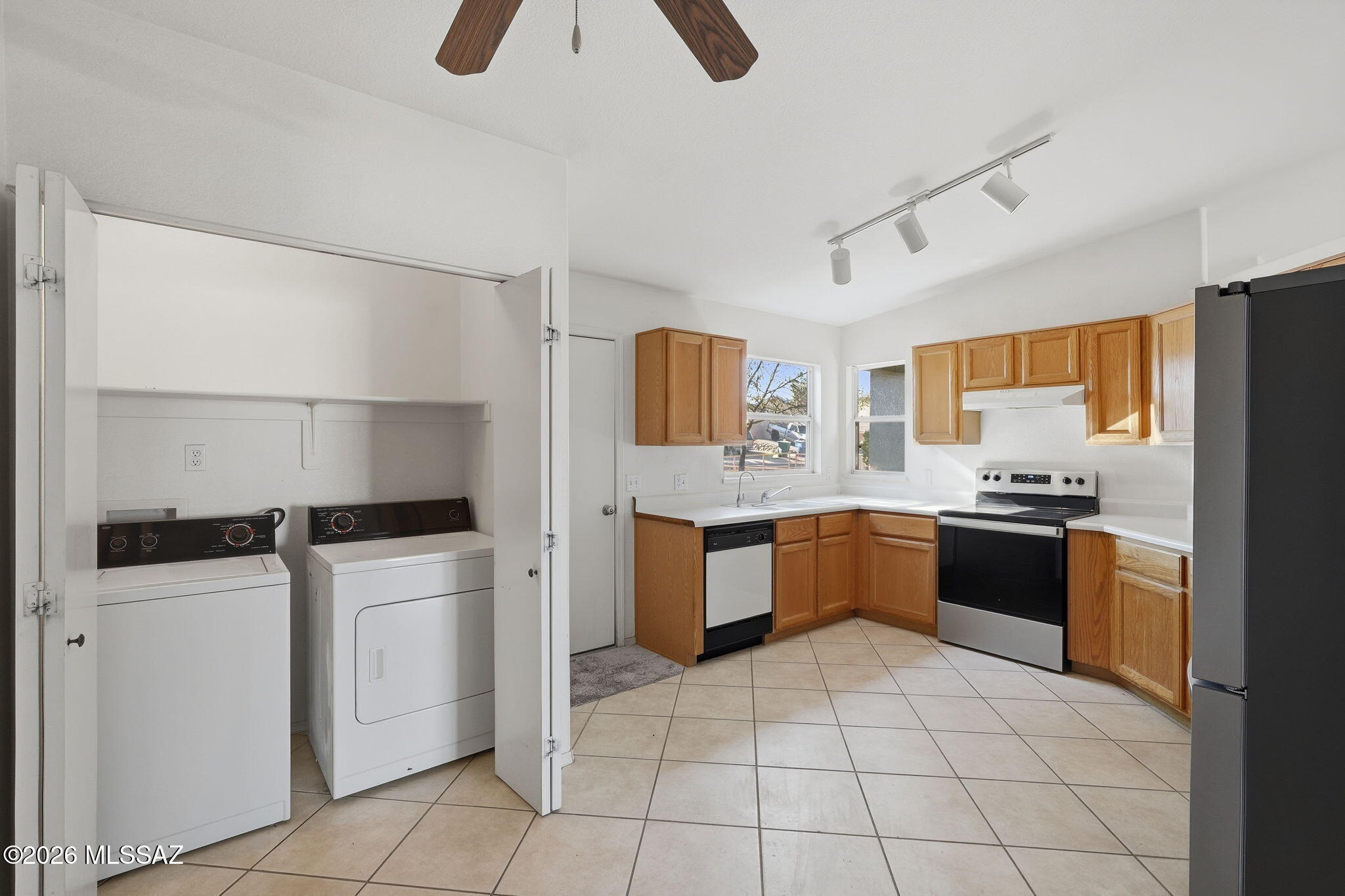 Fairway Groves (215-287) - Residential