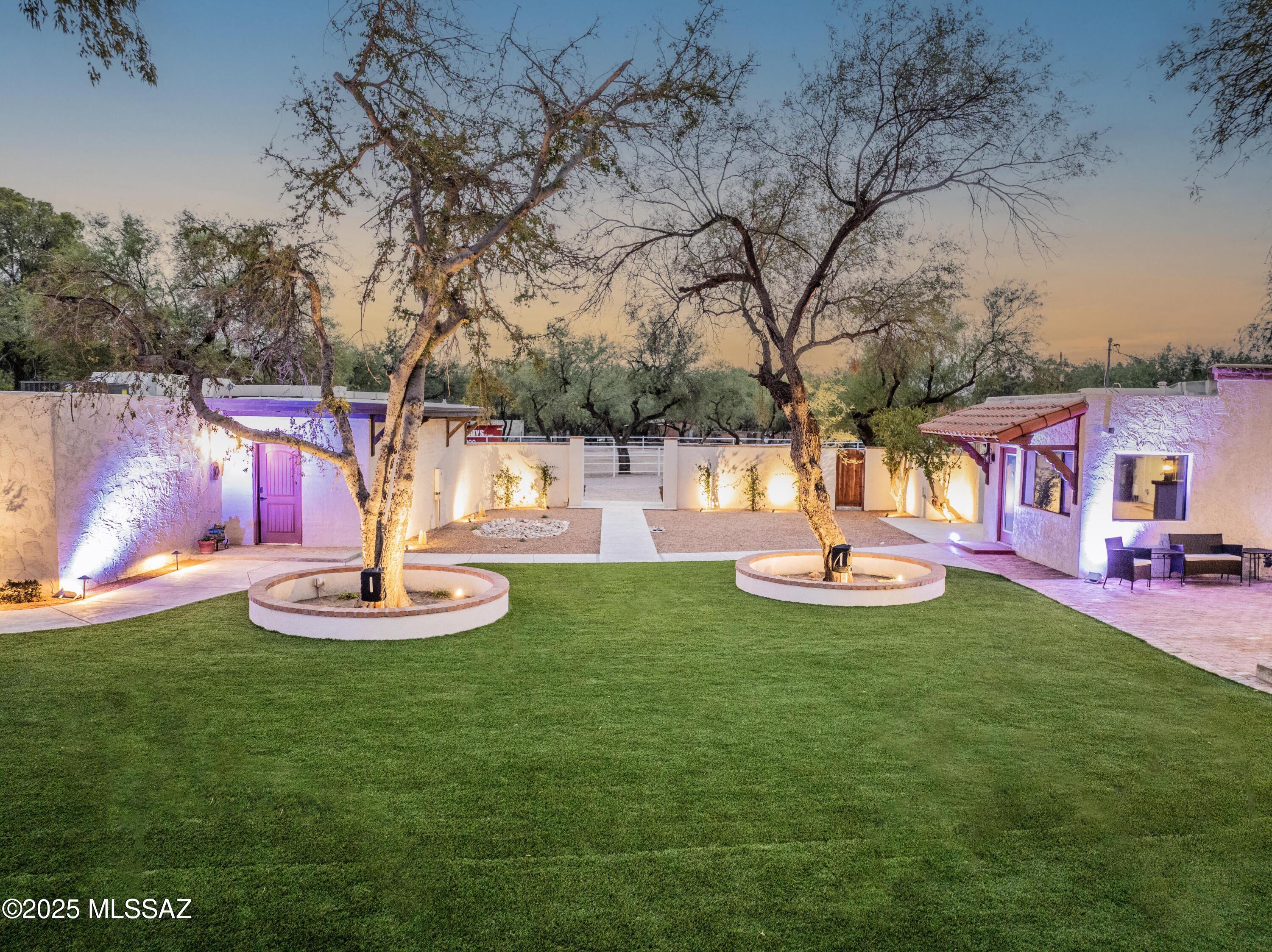 10700 E Tanque Verde Road