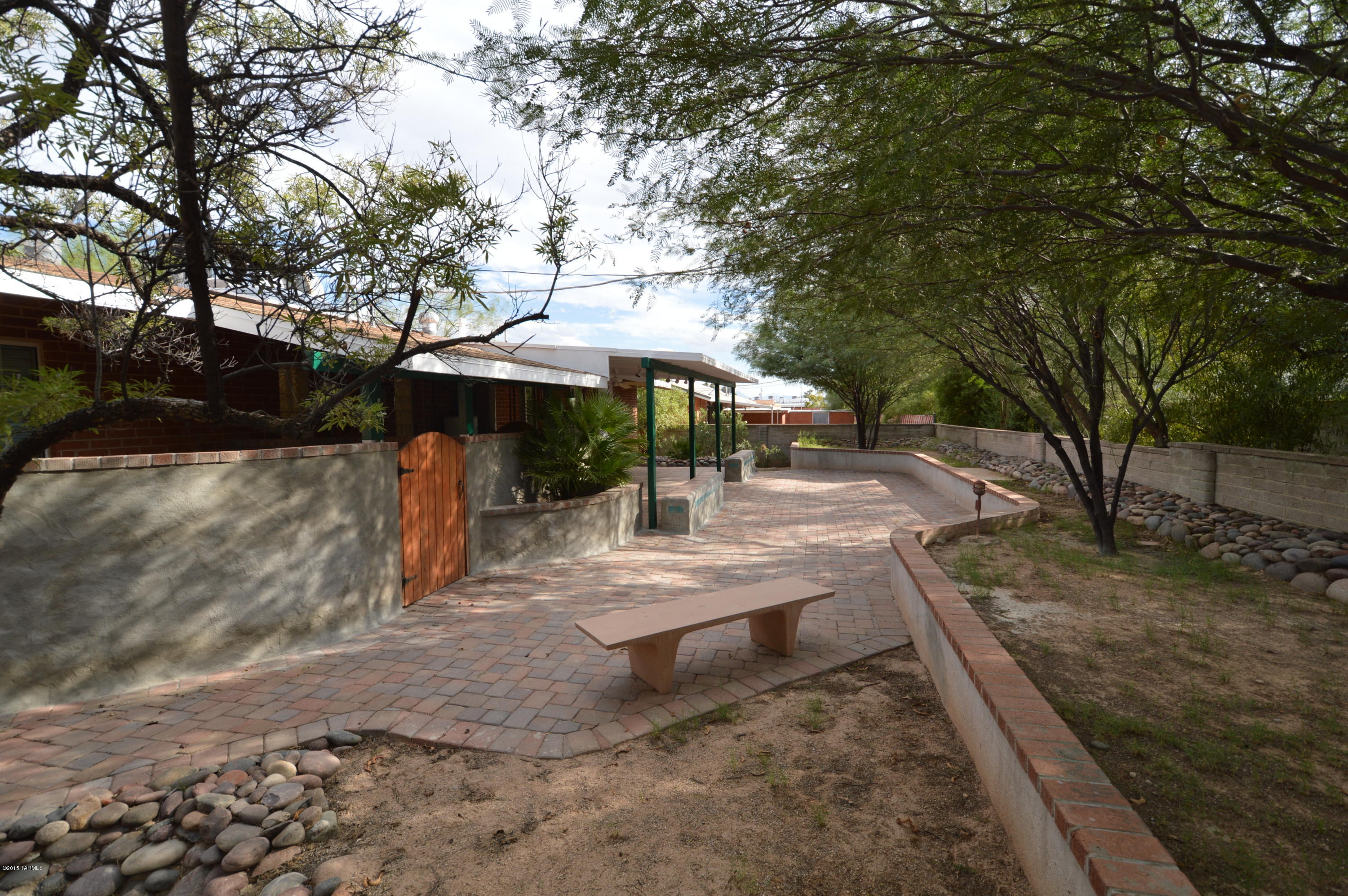 Casas Bonitas - Residential Lease