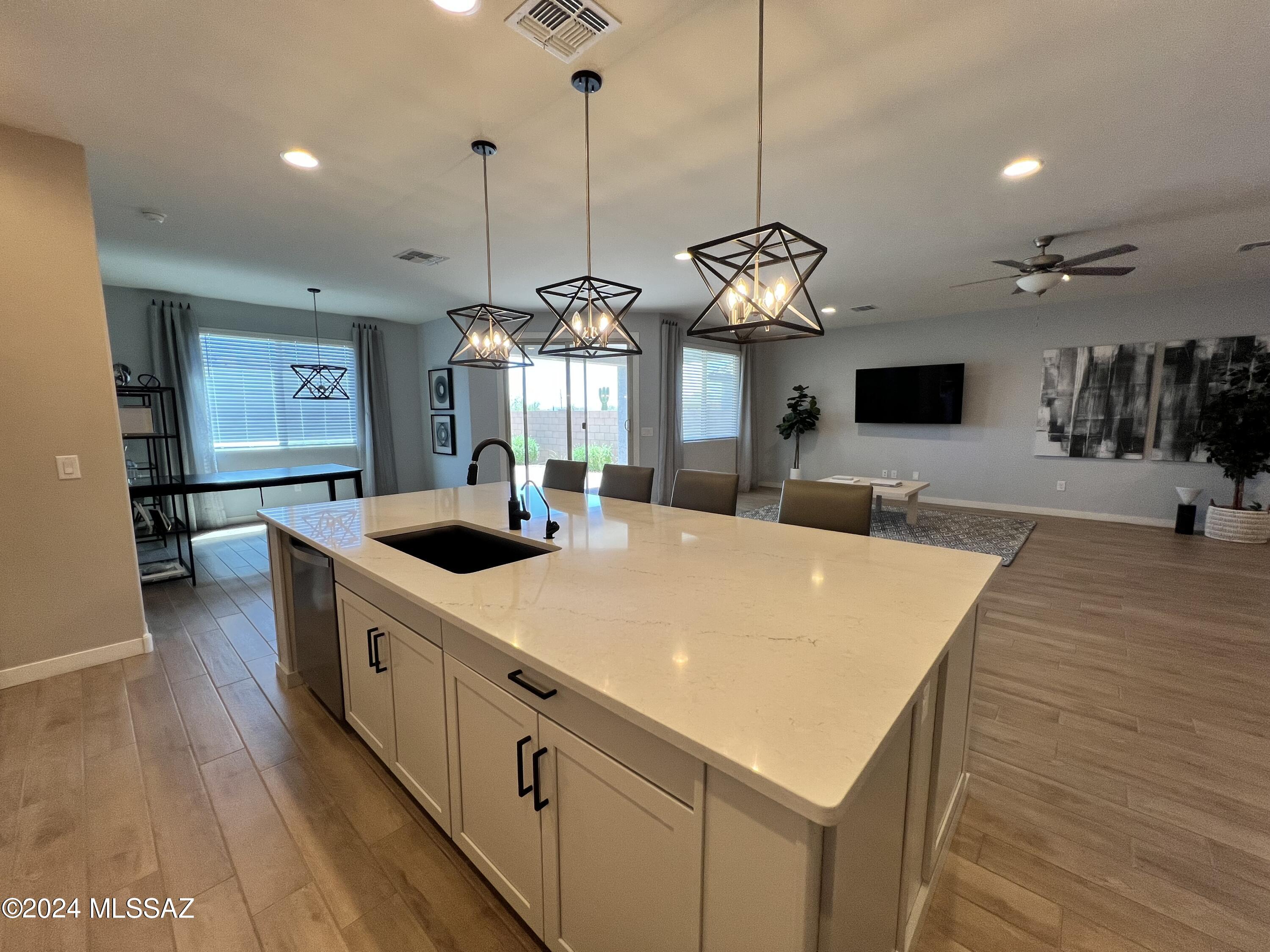 Twin Peaks and Lambert Lane - Residential Lease