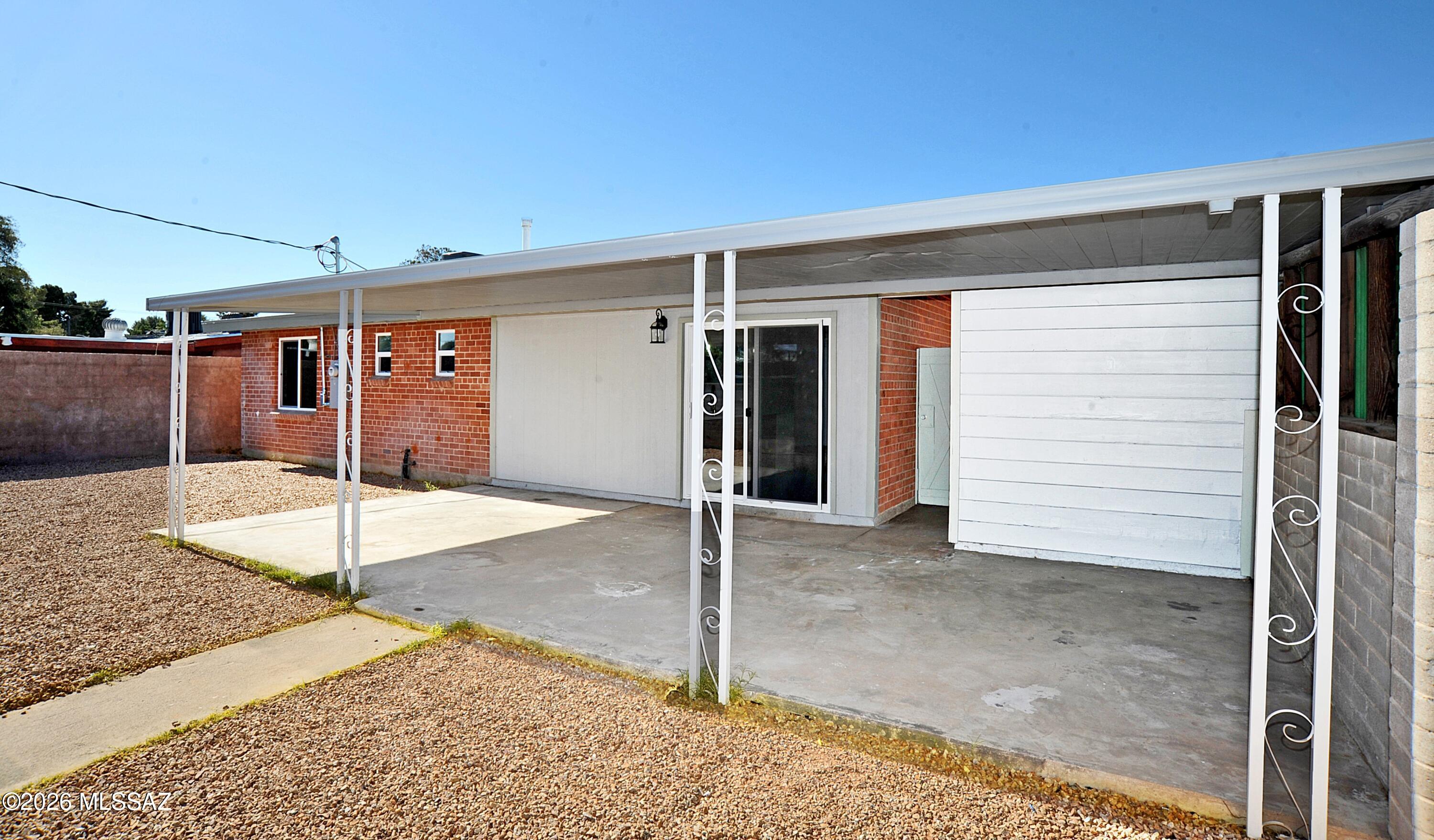Vista Del Norte - Residential