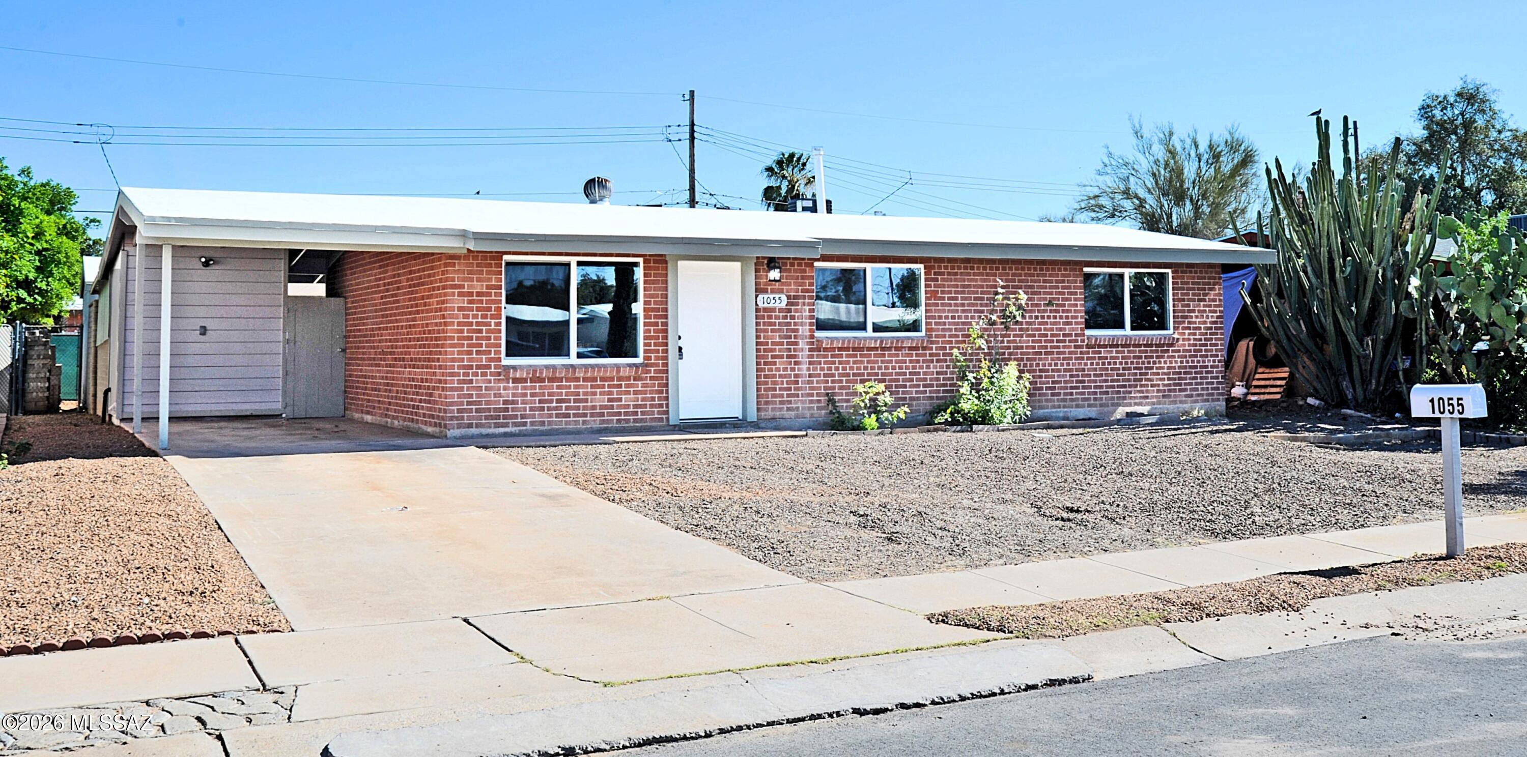 Vista Del Norte - Residential