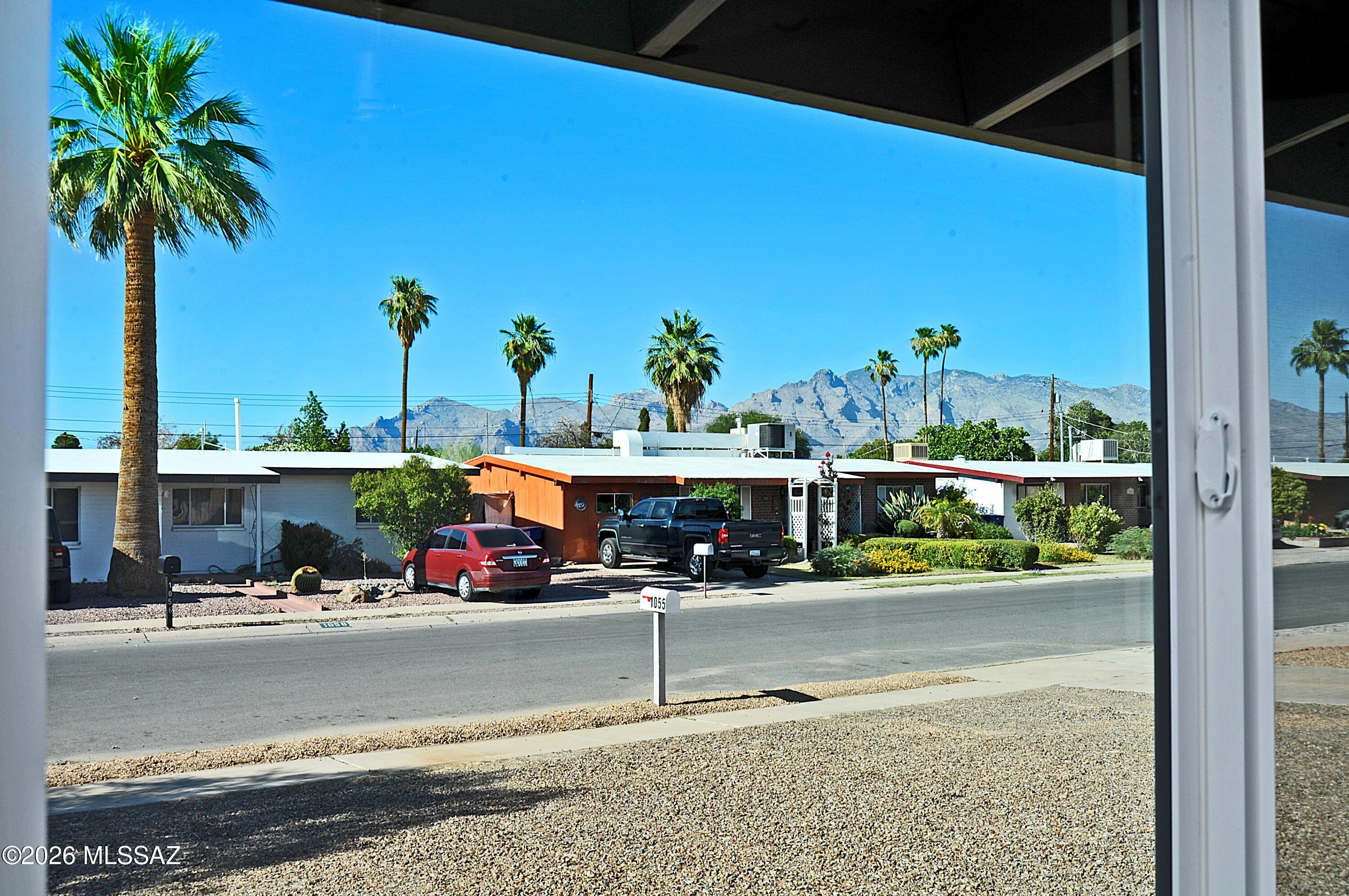 Vista Del Norte - Residential