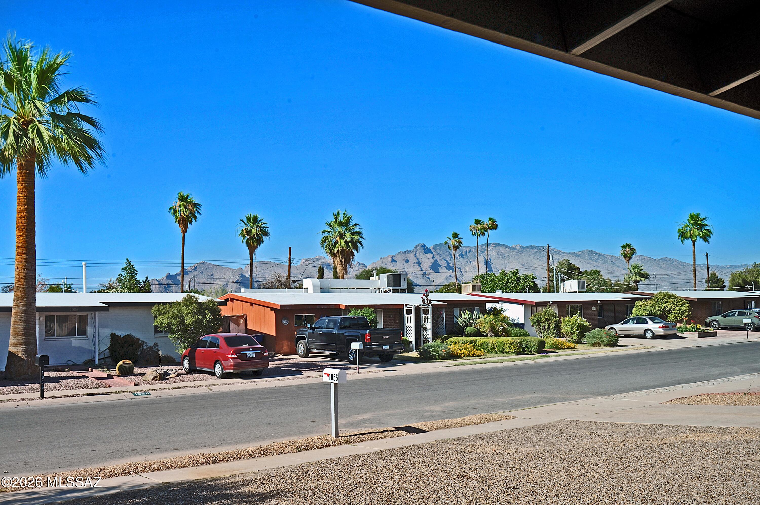 Vista Del Norte - Residential