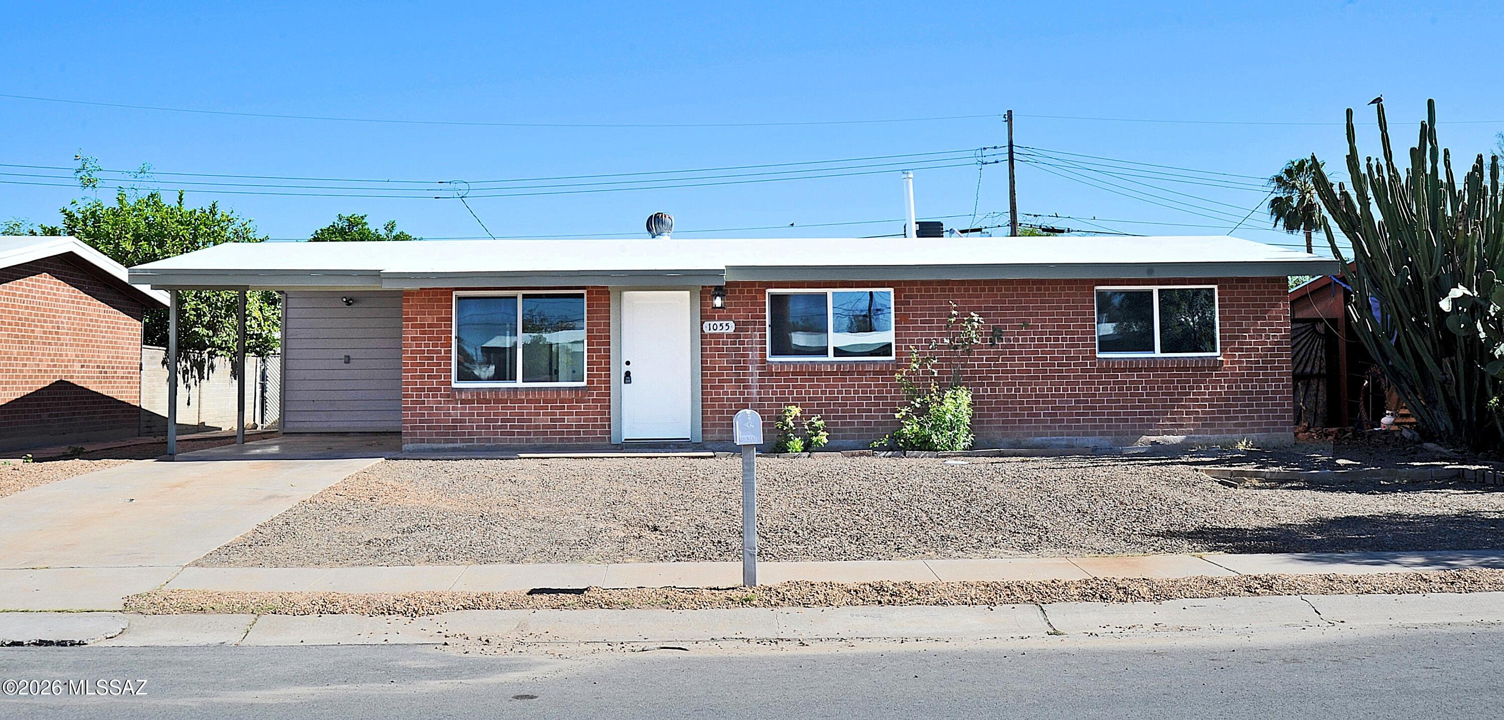 Vista Del Norte - Residential