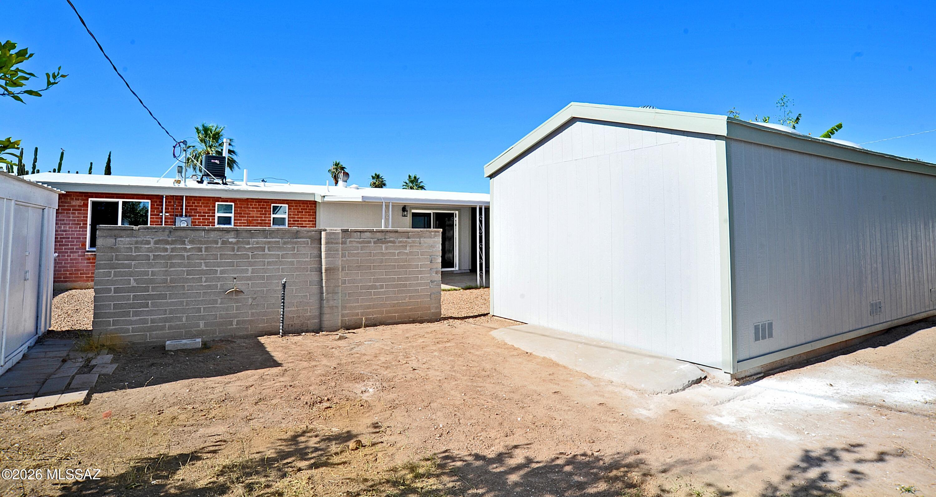 Vista Del Norte - Residential
