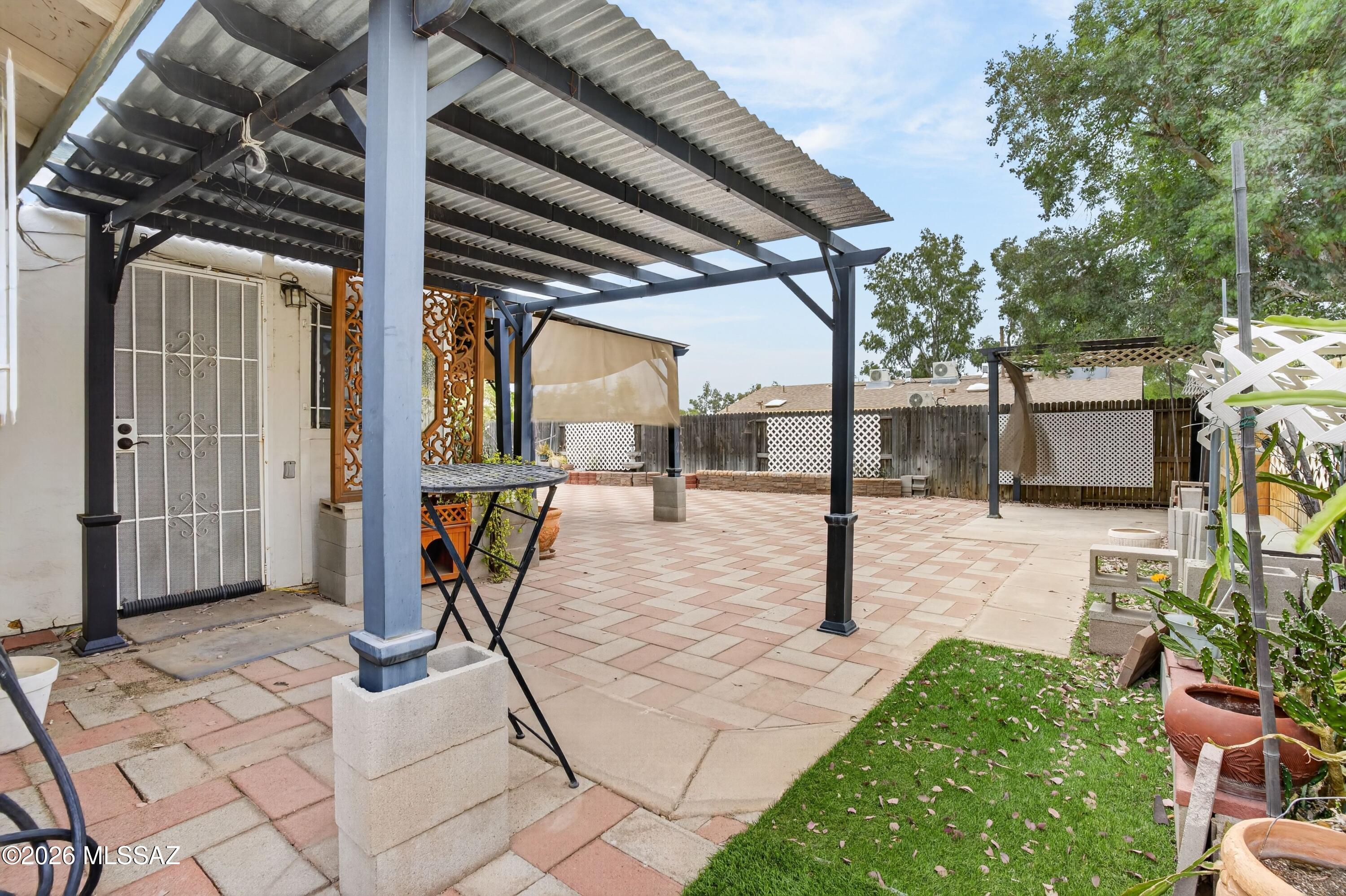 Meadowbrook (208-269) - Residential