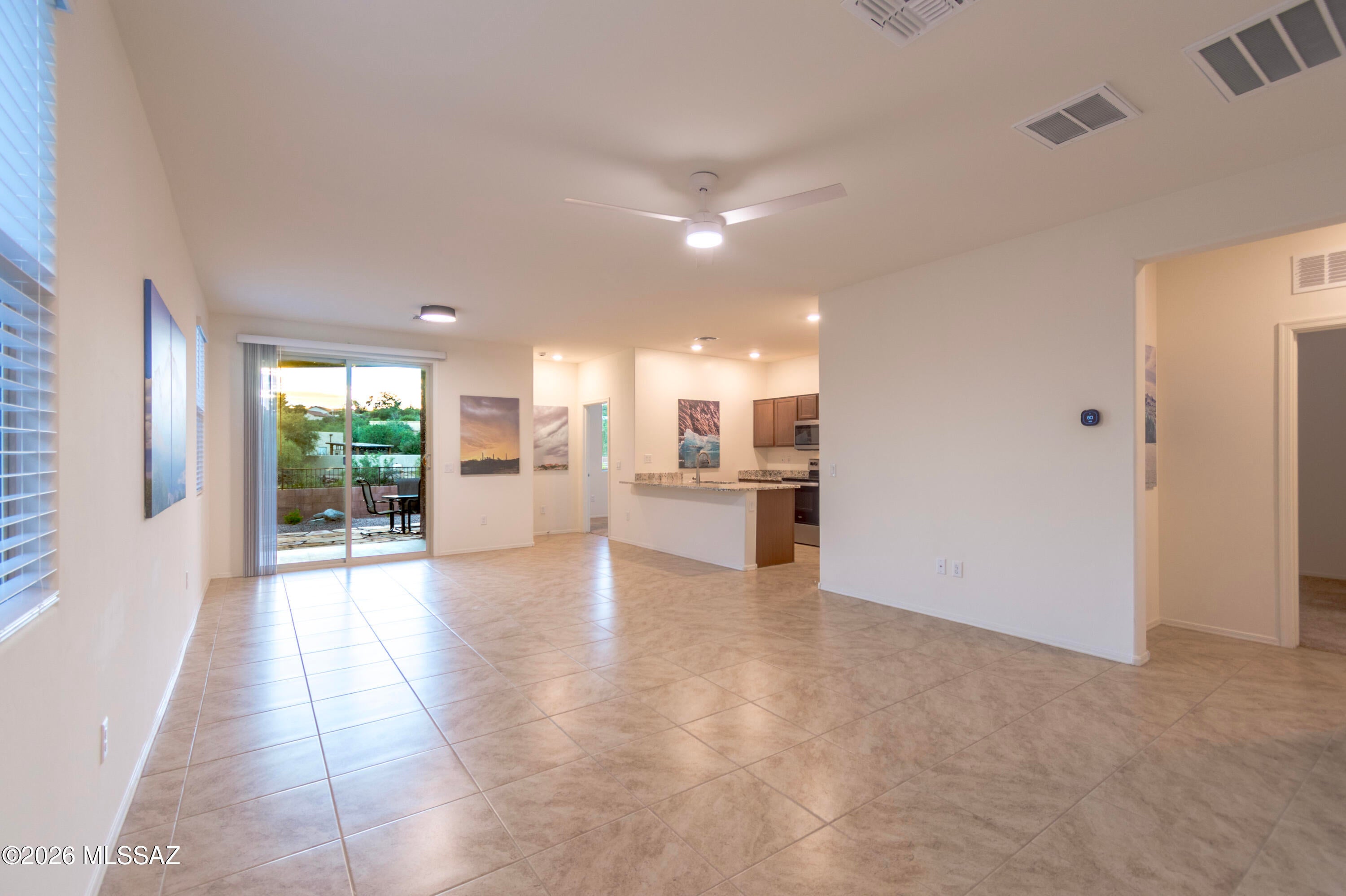 9239 N Peridot Vista Avenue