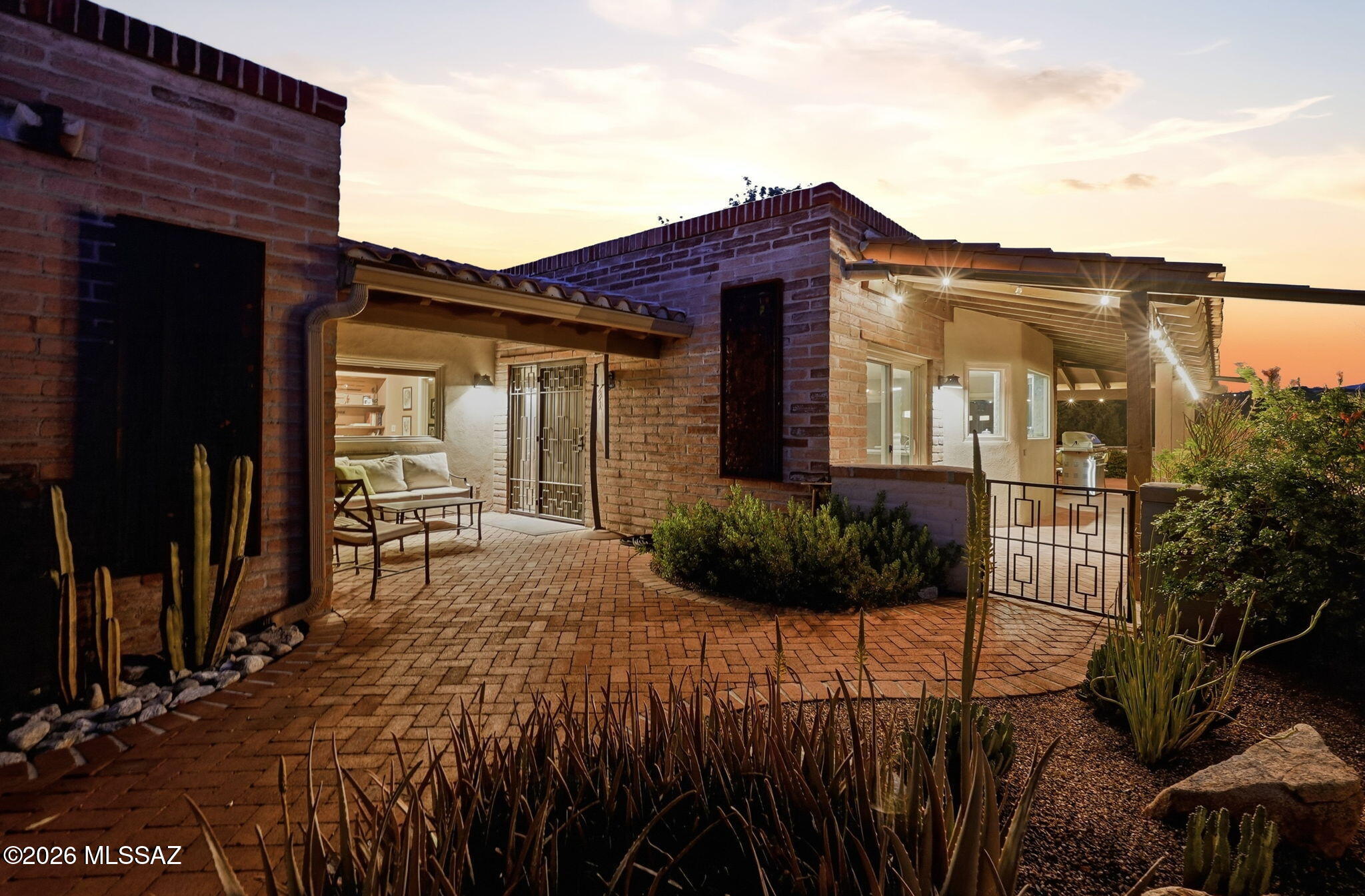 4860 N Grey Mountain Trail