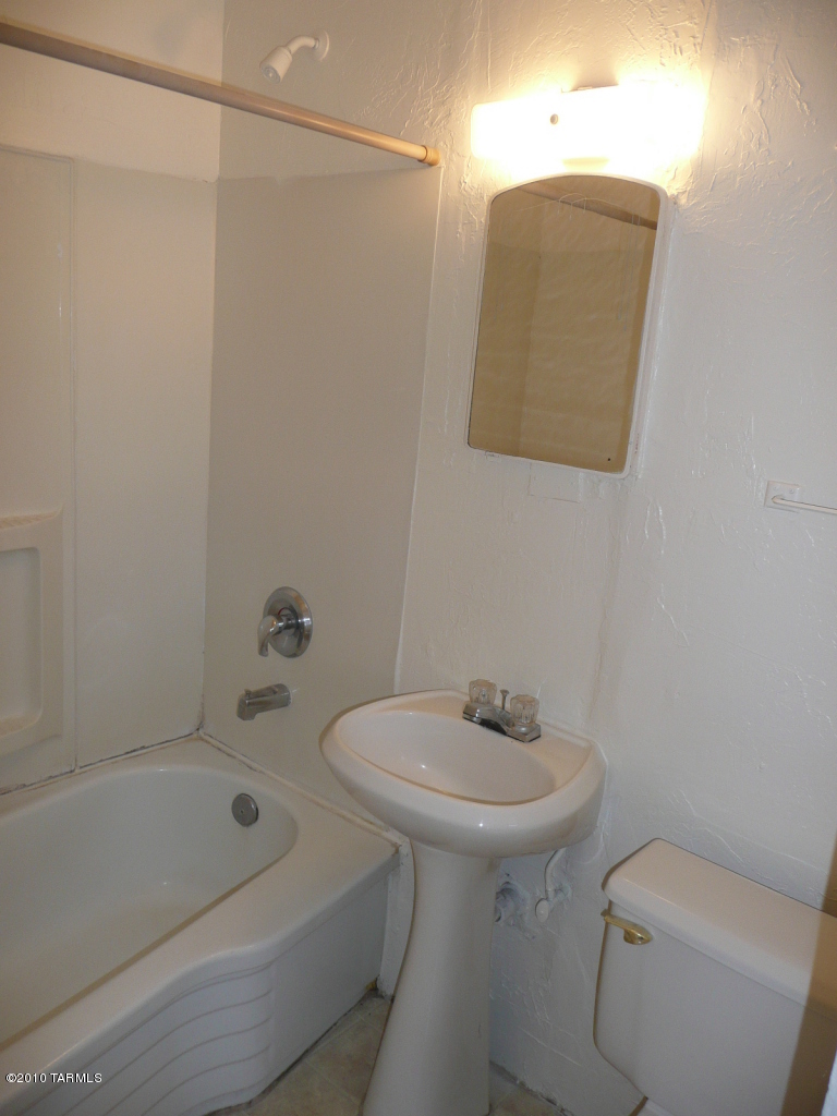 Swan Way Addition - Residential Lease