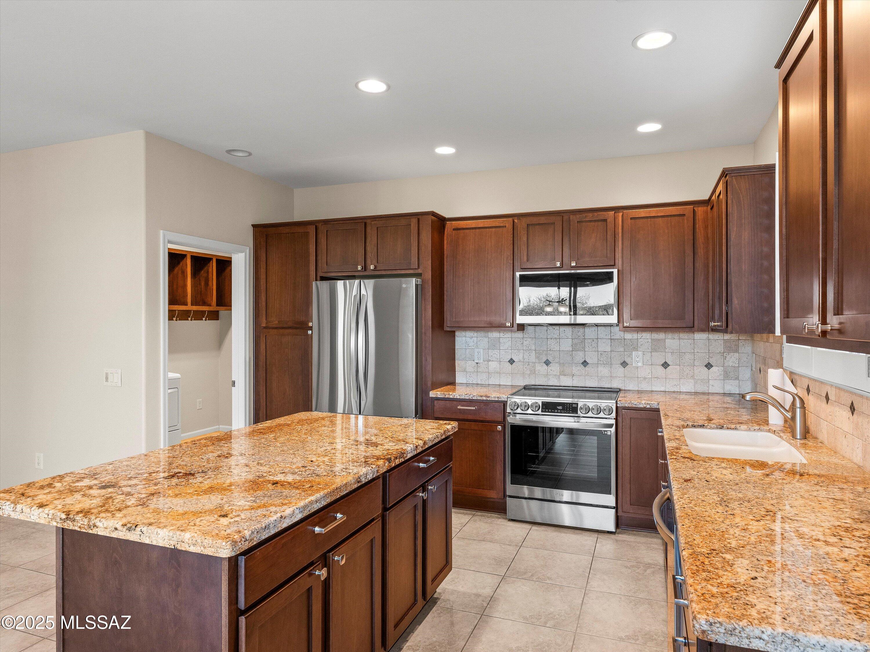 Saddlebrooke Ranch - Residential