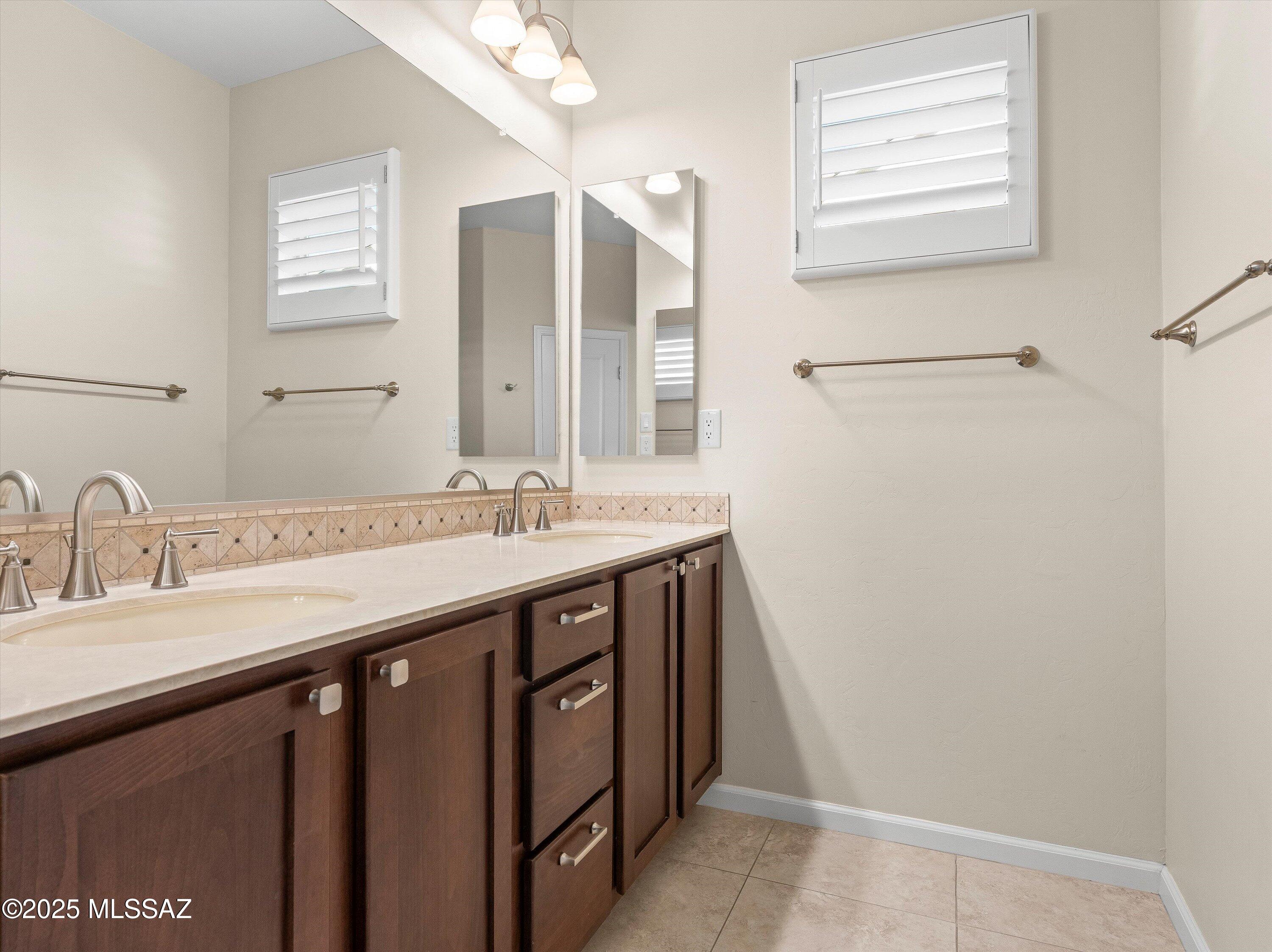 Saddlebrooke Ranch - Residential