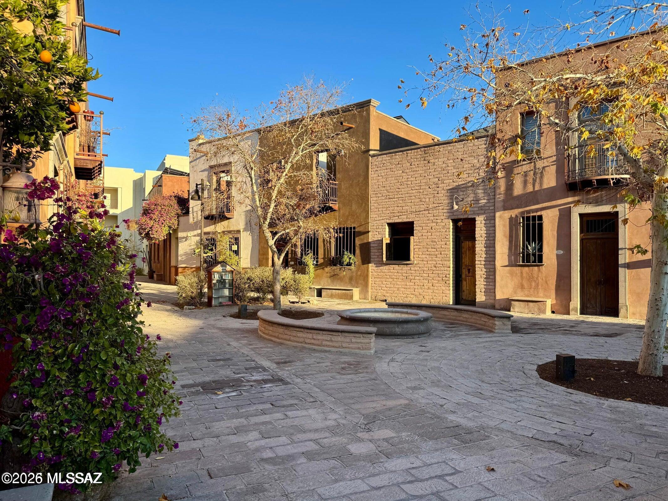 869-871 W Calle de los Higos 97 & 98