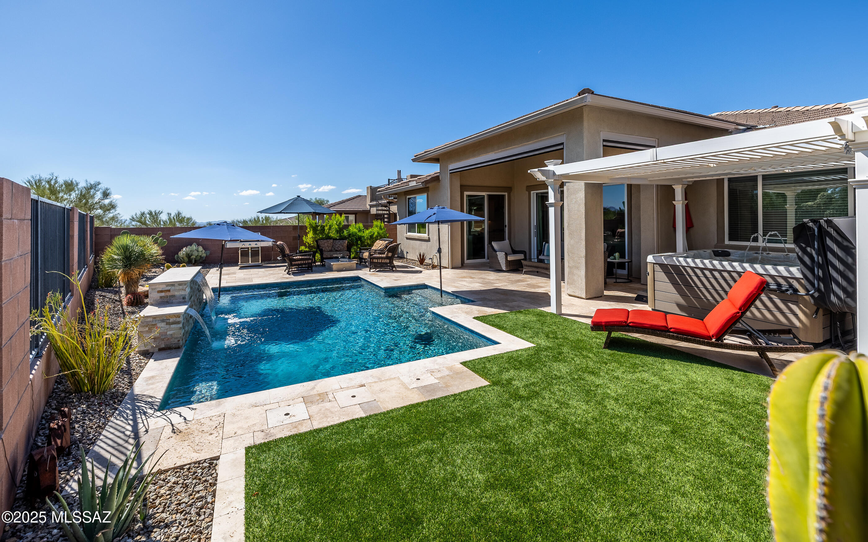 Blue Agave At Dove Mountain - Residential