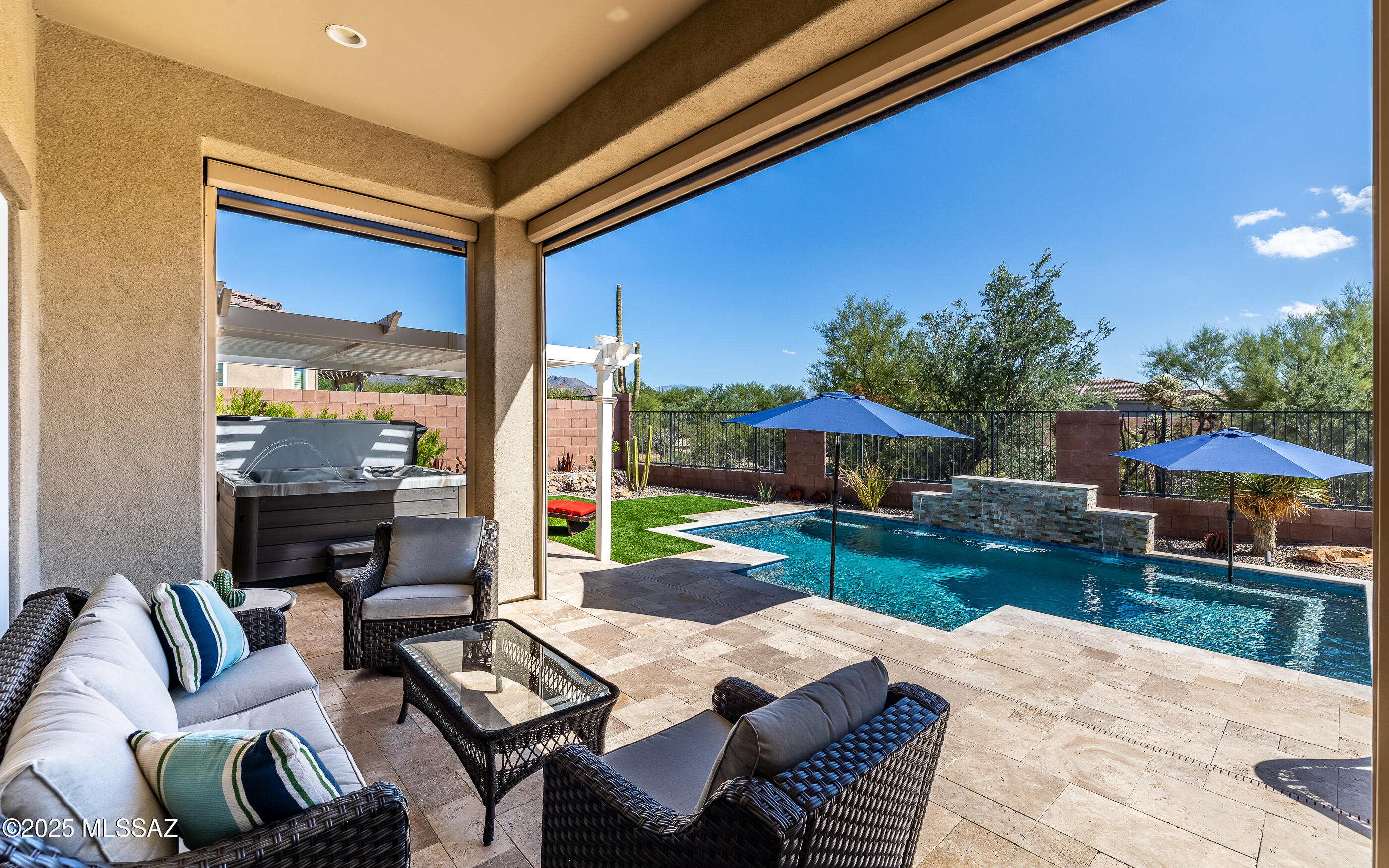 Blue Agave At Dove Mountain - Residential