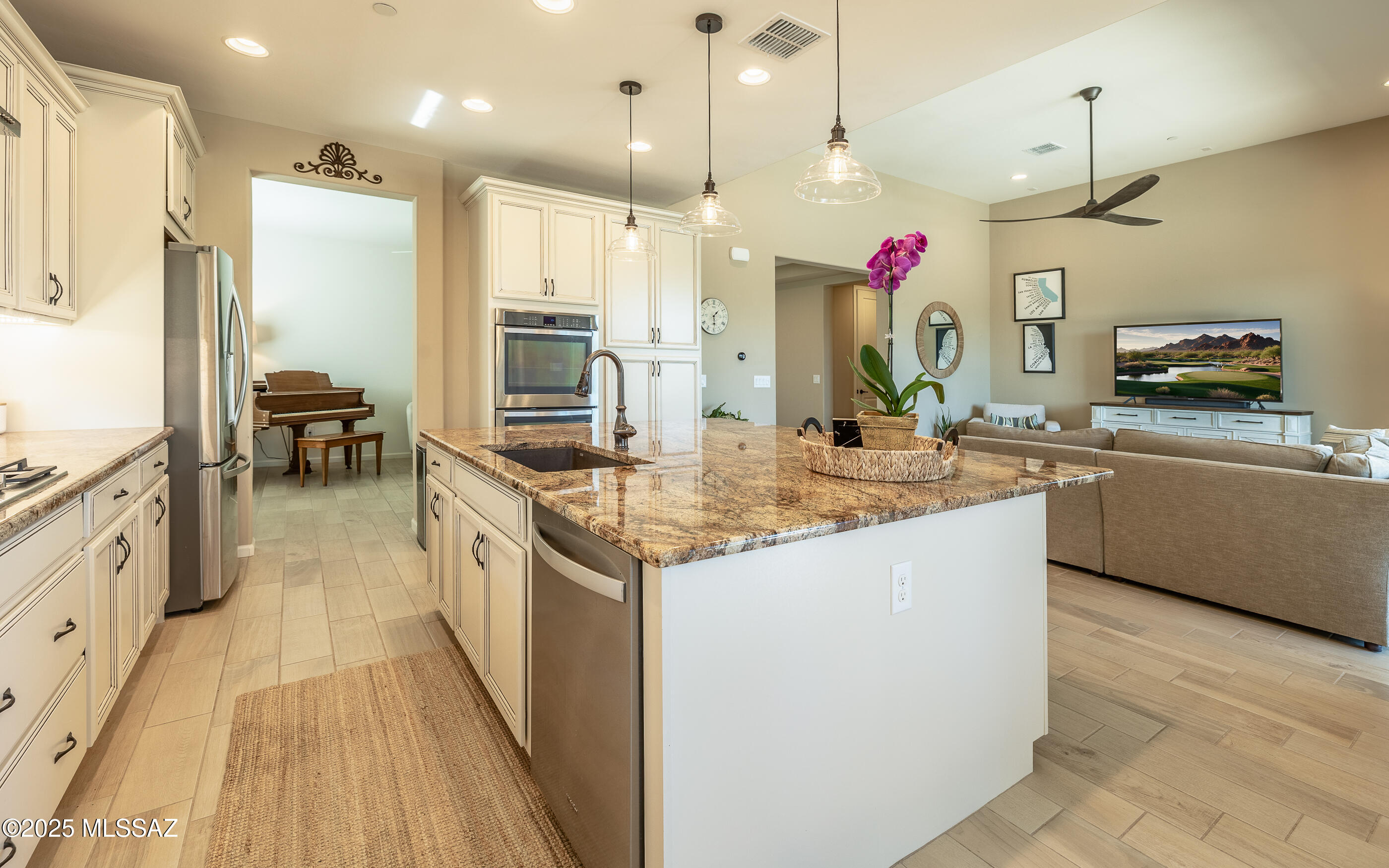 Blue Agave At Dove Mountain - Residential