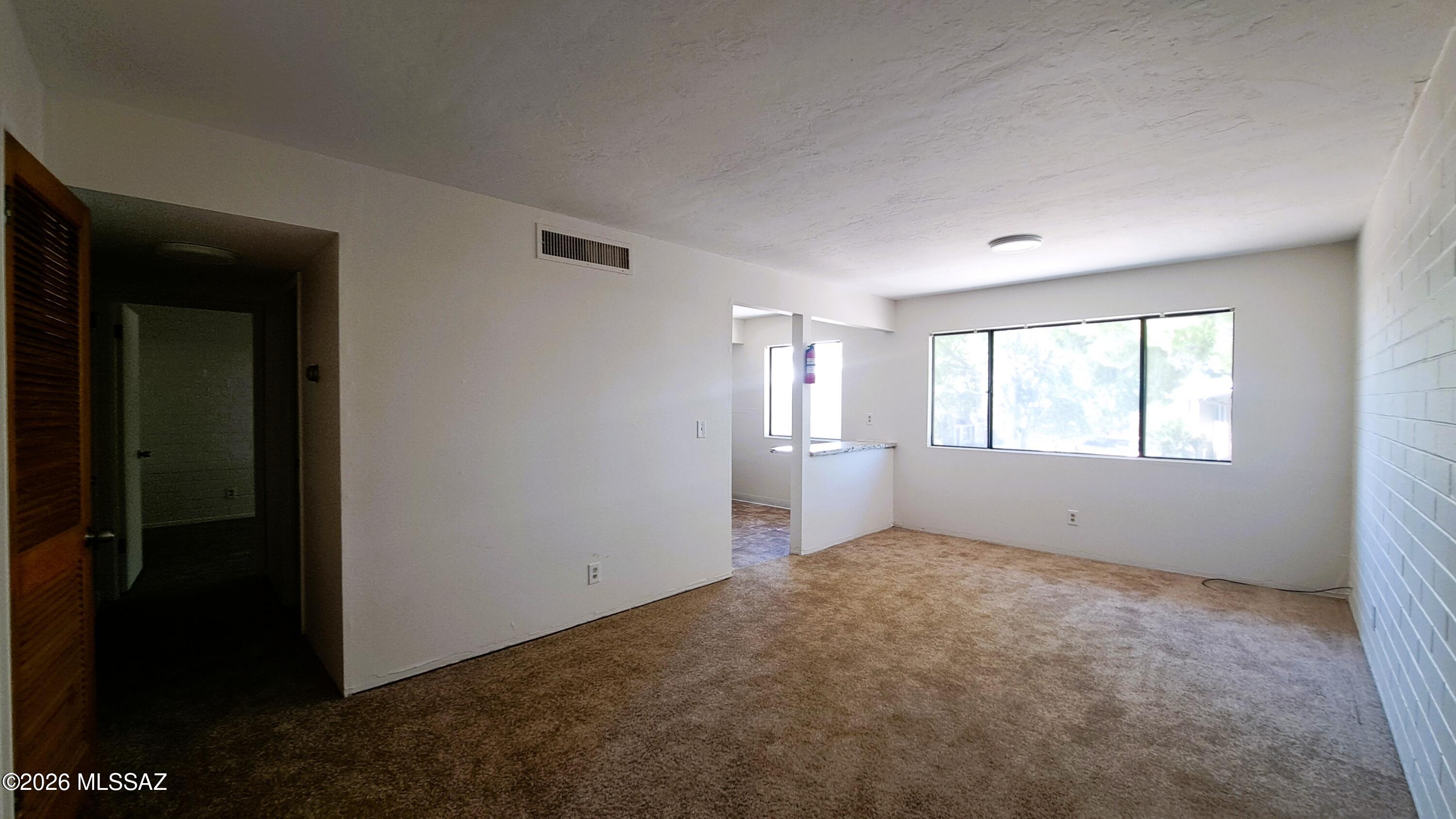 1318 S Avenida Polar F208