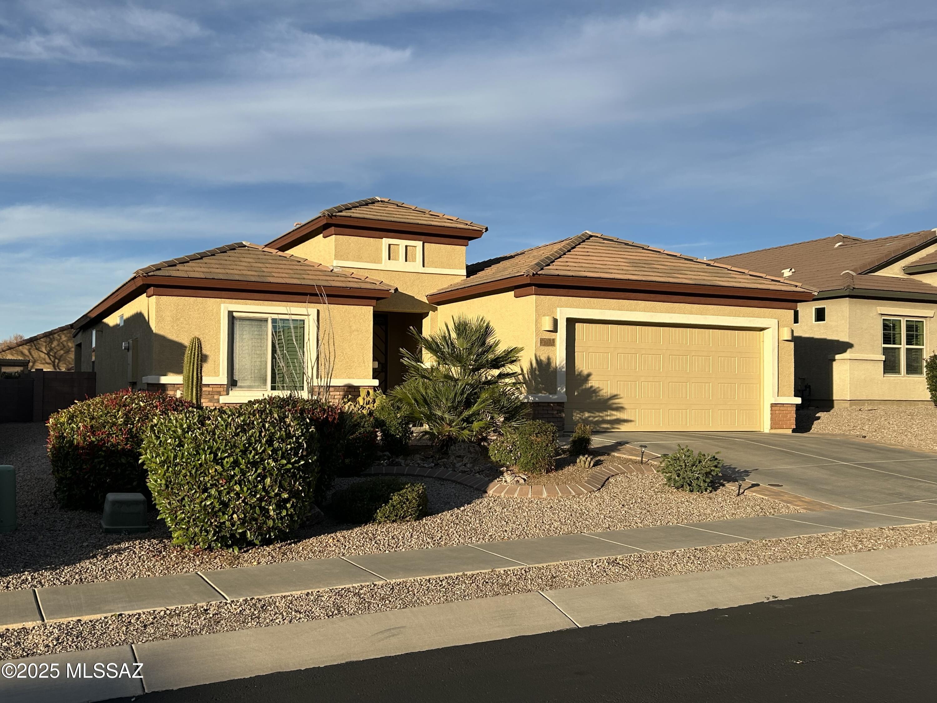 13995 E Huppenthal Boulevard