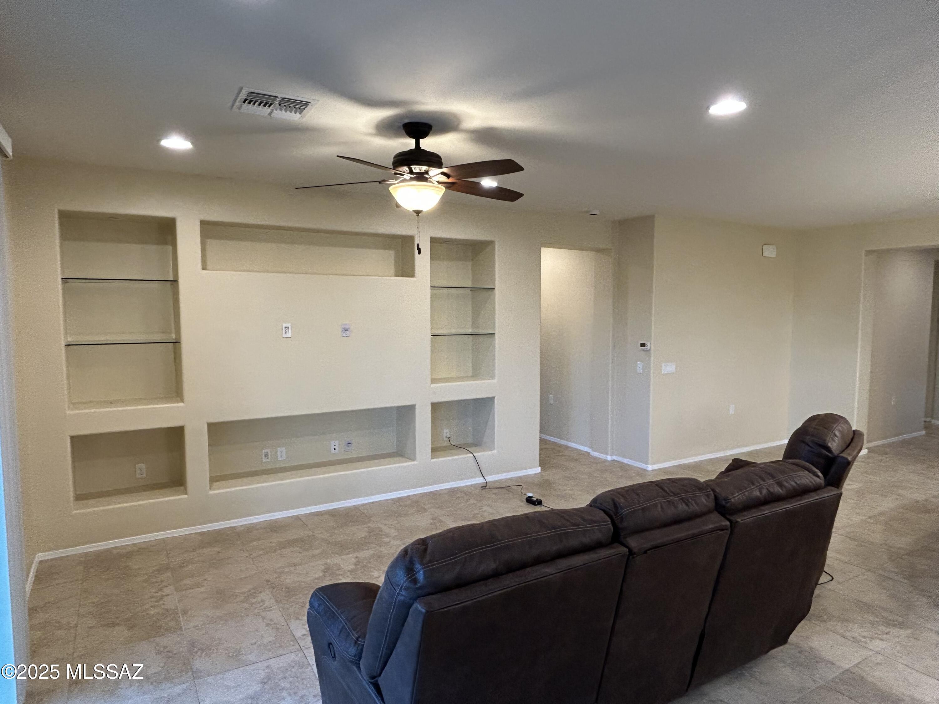 13995 E Huppenthal Boulevard