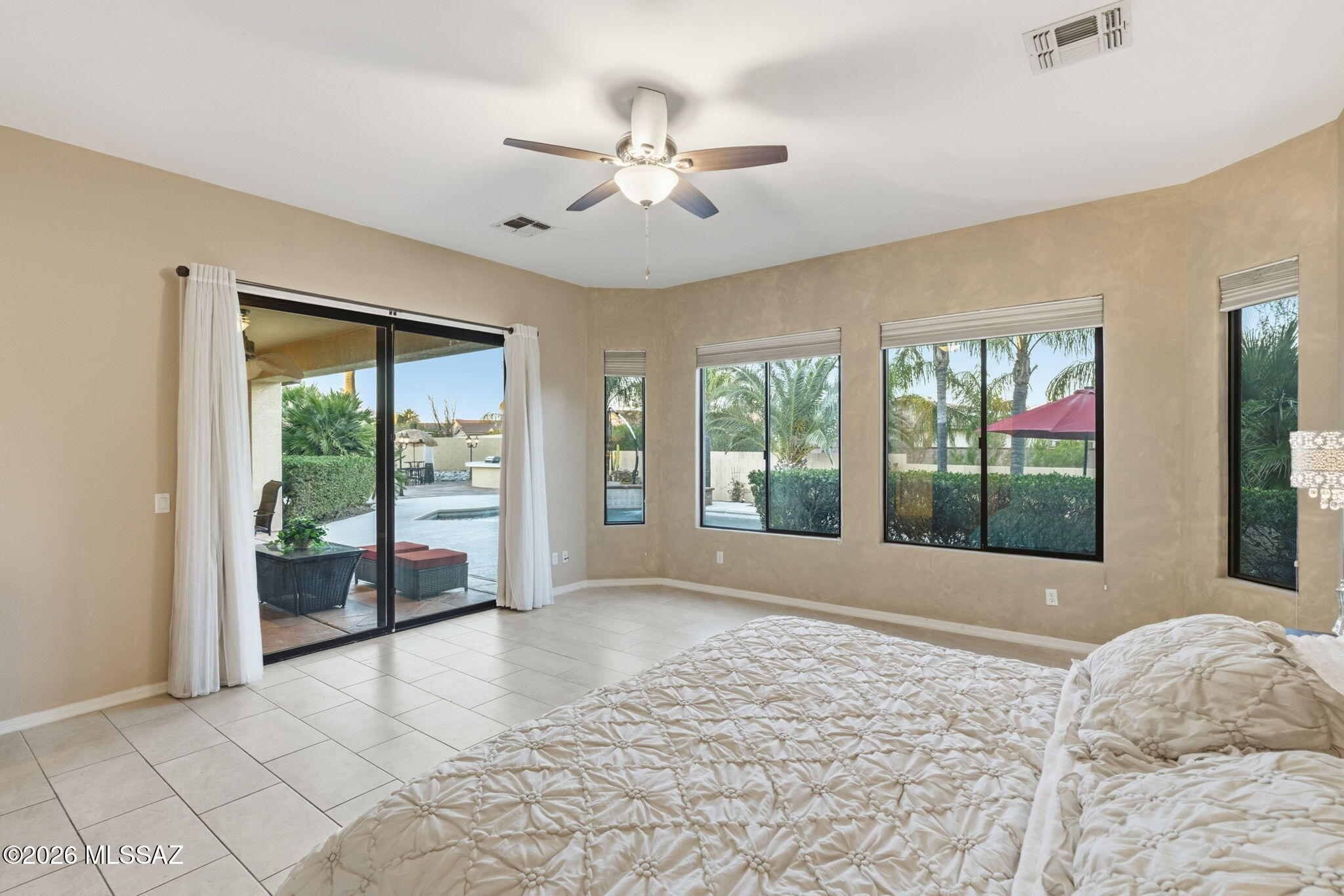 Mira Vista (1-60) - Residential